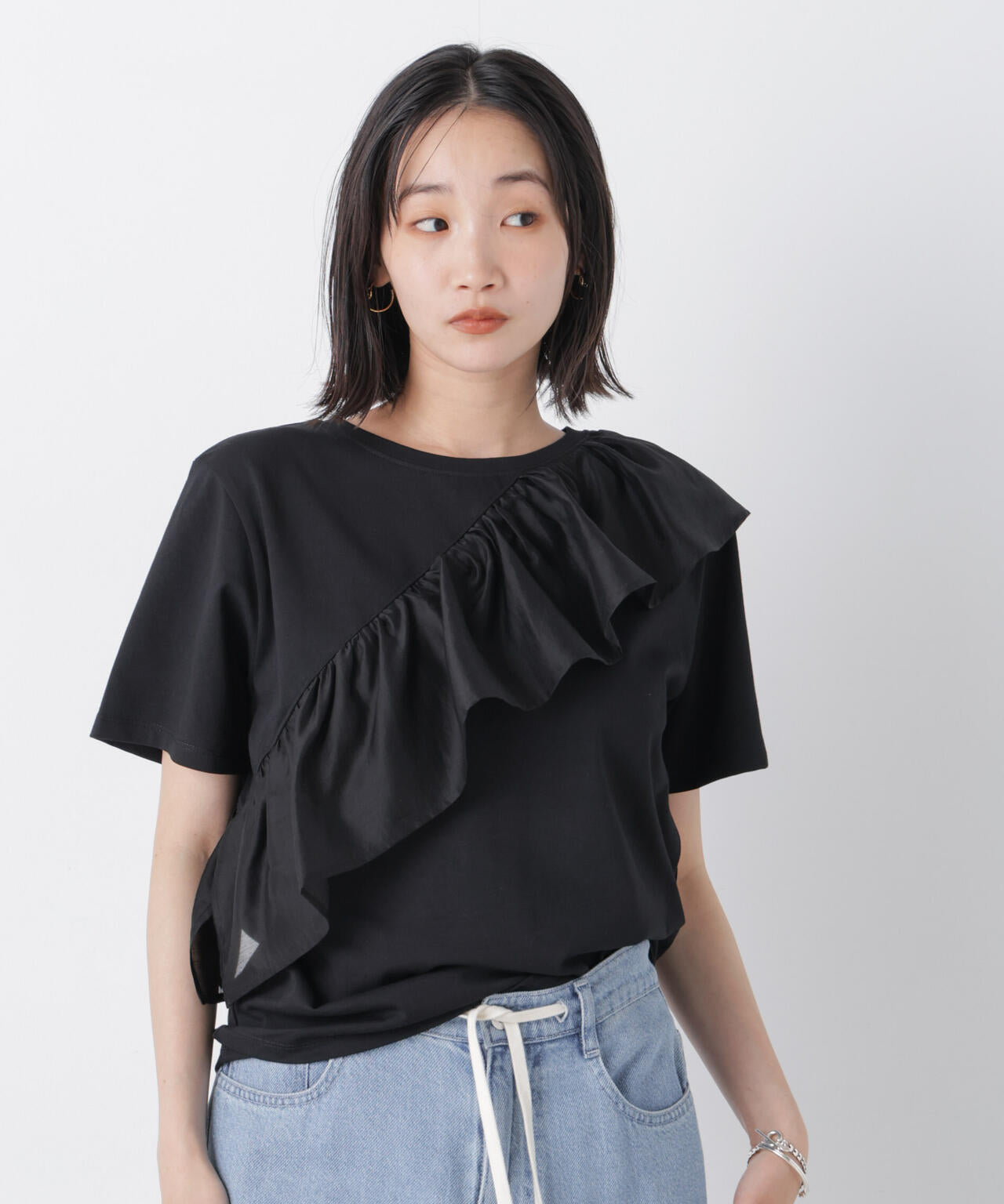 アシンメトリーフリル異素材コンビTシャツ 6736224300