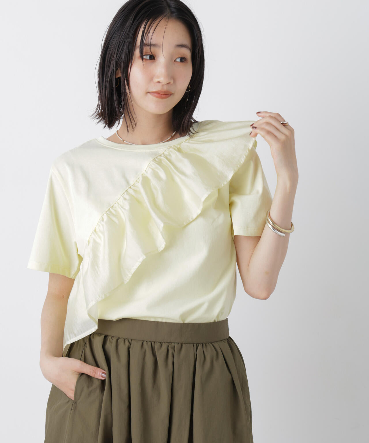 アシンメトリーフリル異素材コンビTシャツ 6736224300