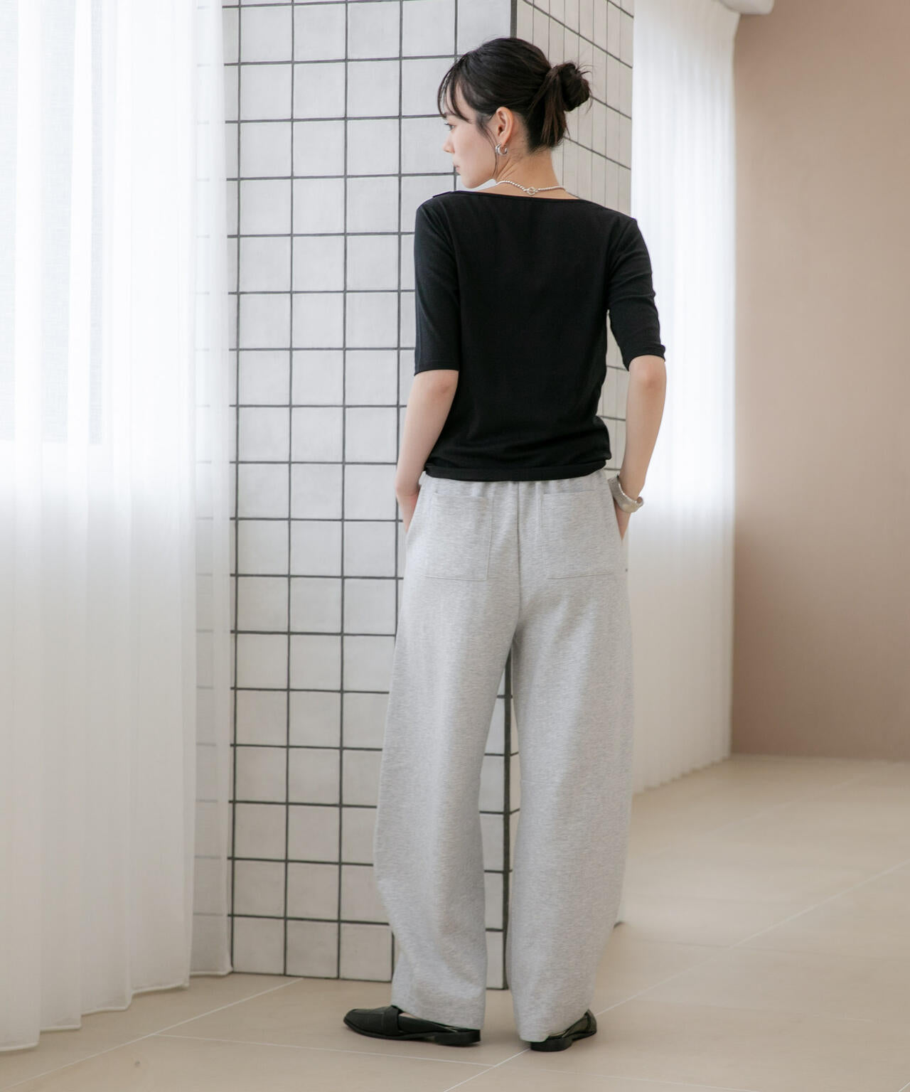 WEB限定/タックアシメフライスカットデザイントップス 6736224302