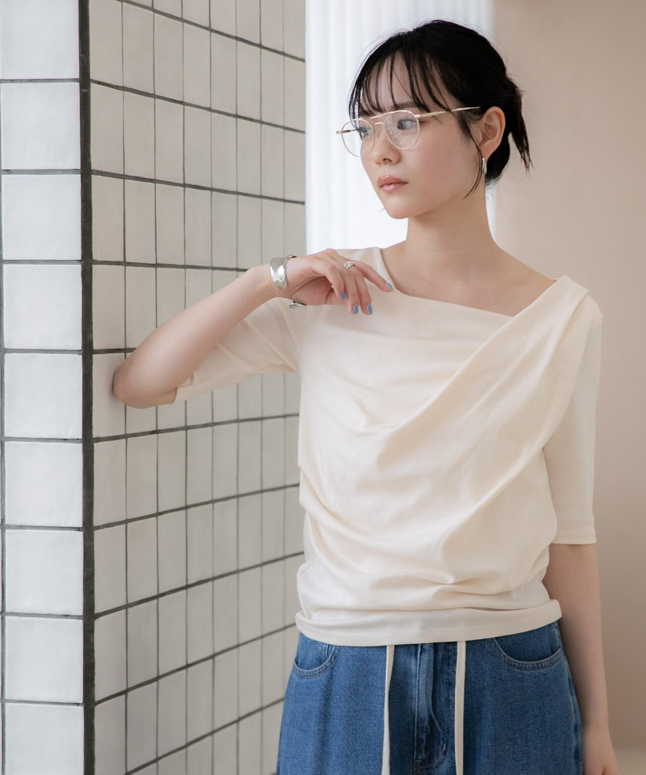 WEB限定/タックアシメフライスカットデザイントップス 6736224302