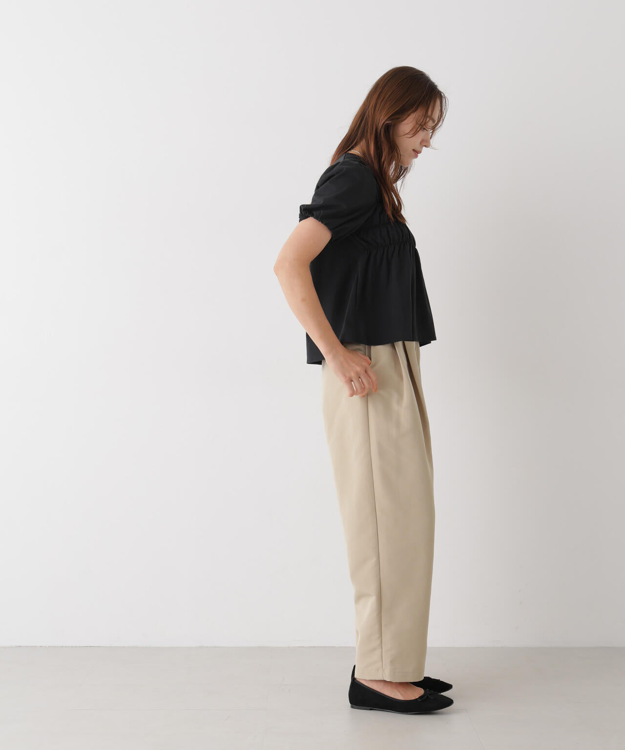 フロントシャーリングカットトップス 6736224311