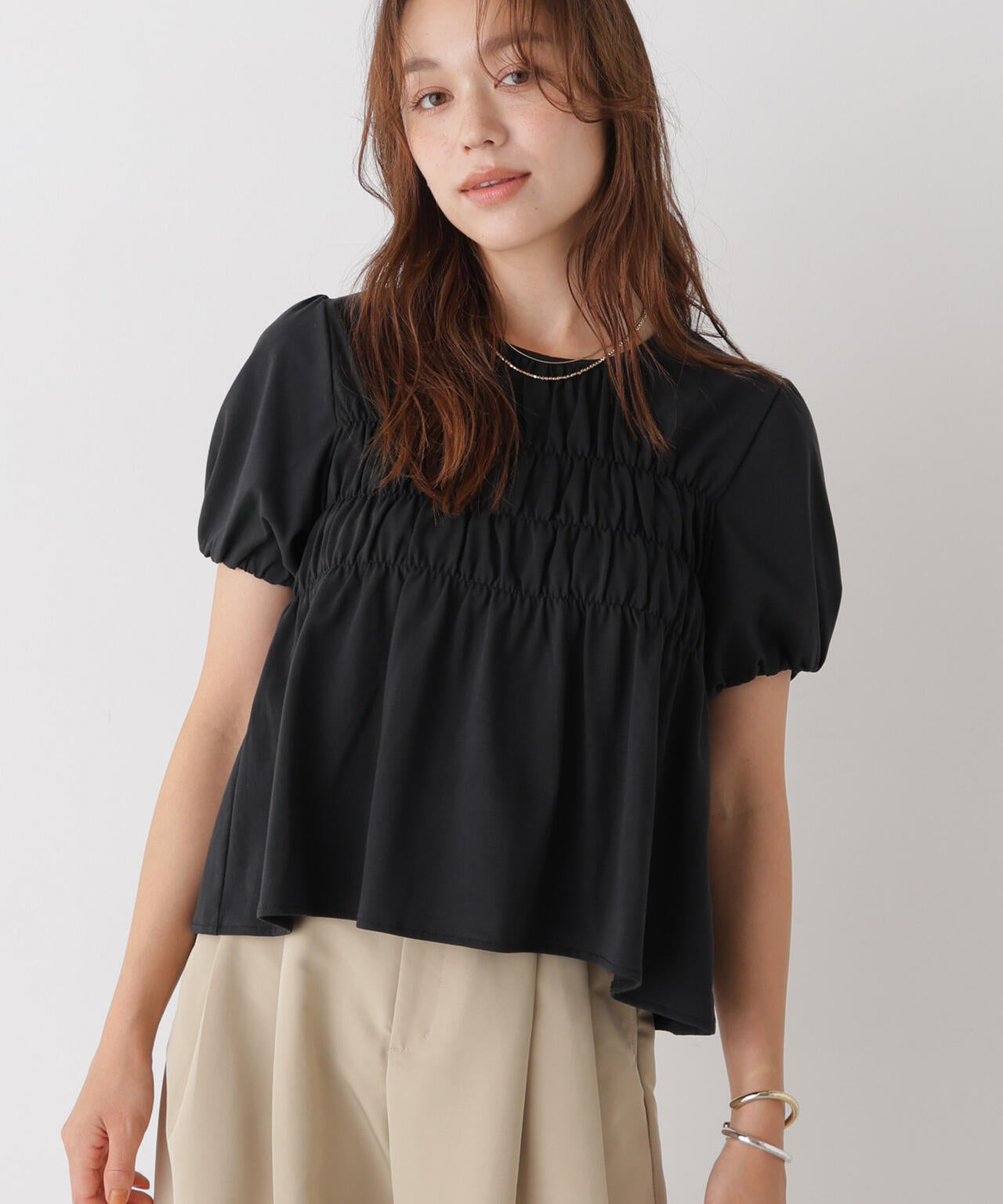 フロントシャーリングカットトップス 6736224311