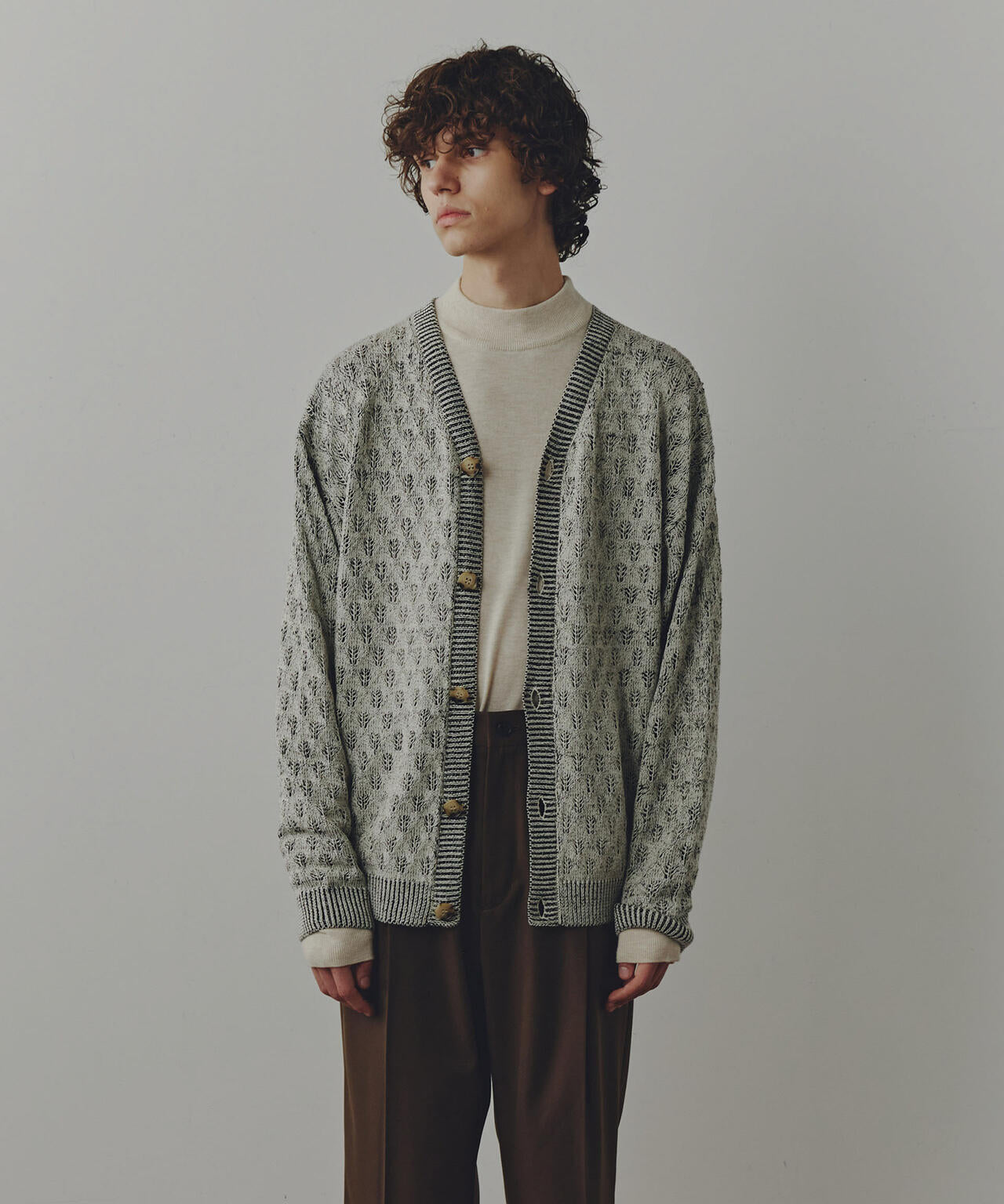 WEB限定/「Commonuse」ジャガードVネックカーディガン 6743222209