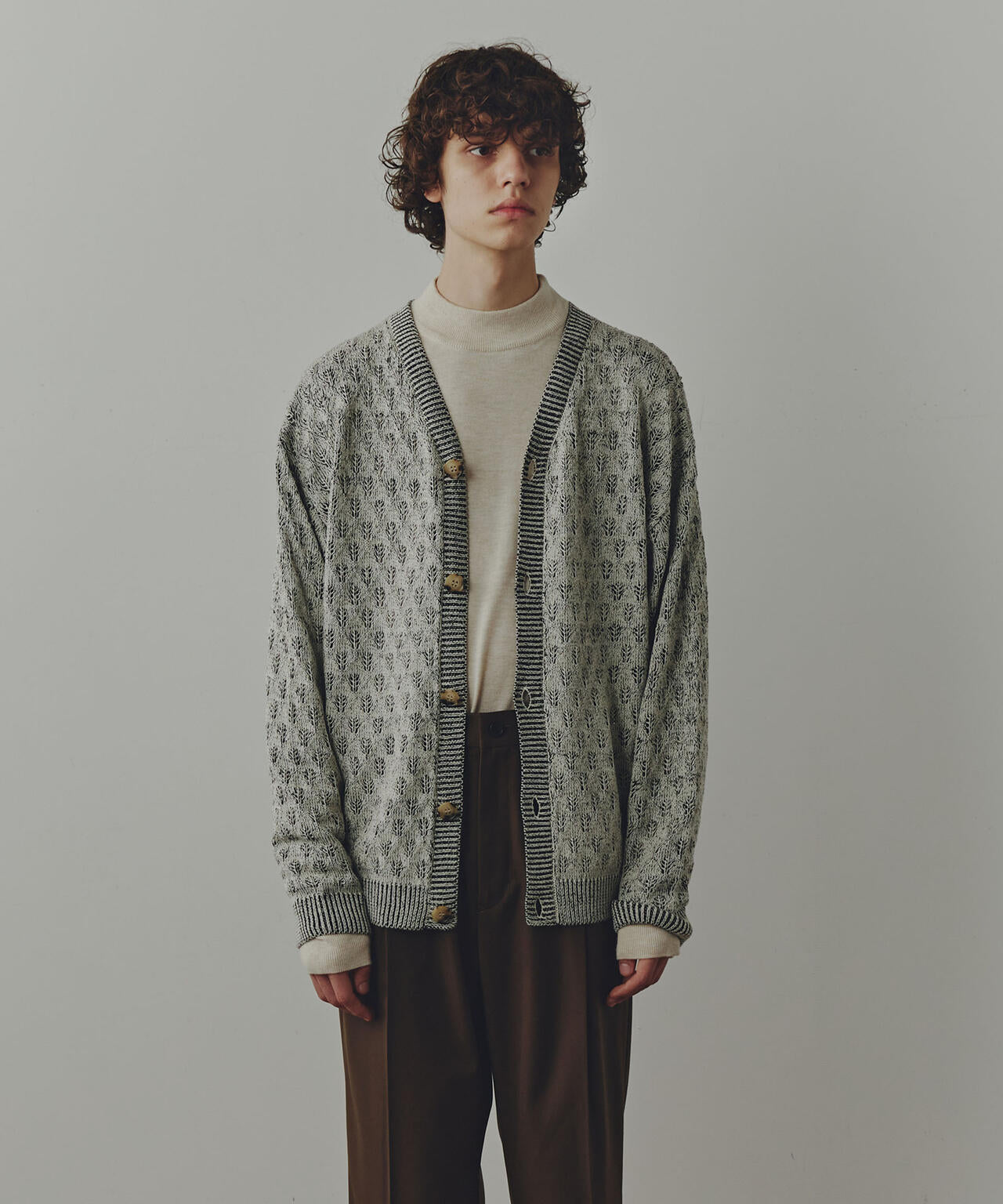 WEB限定/「Commonuse」ジャガードVネックカーディガン 6743222209