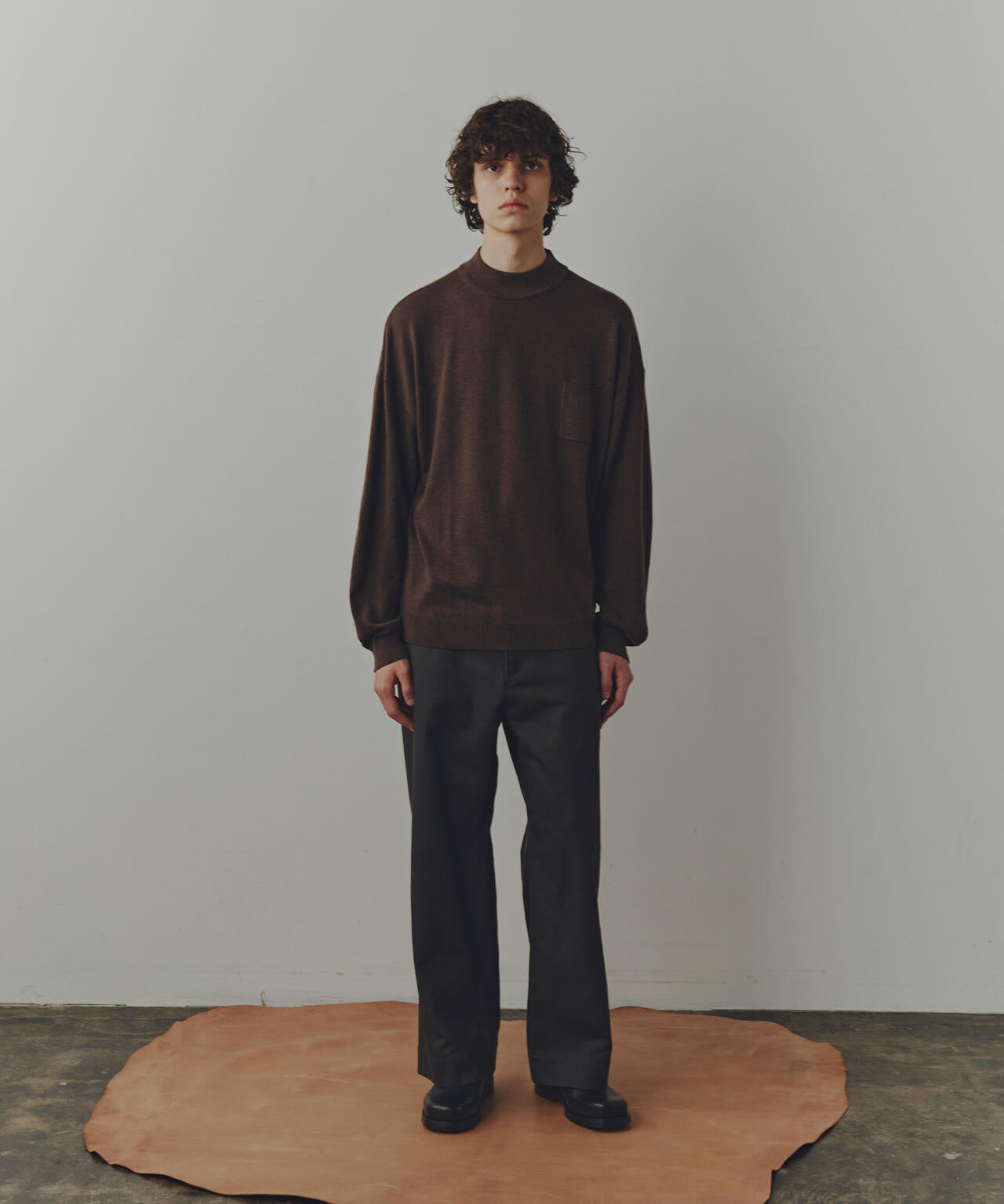 WEB限定/「Commonuse」クルーネックポケットニット 6743222210