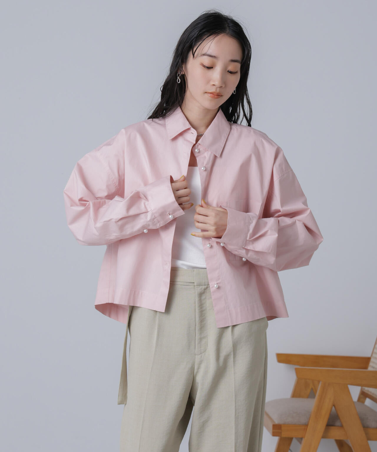 WEB限定/パールボタンクロップドシャツ 6754120301