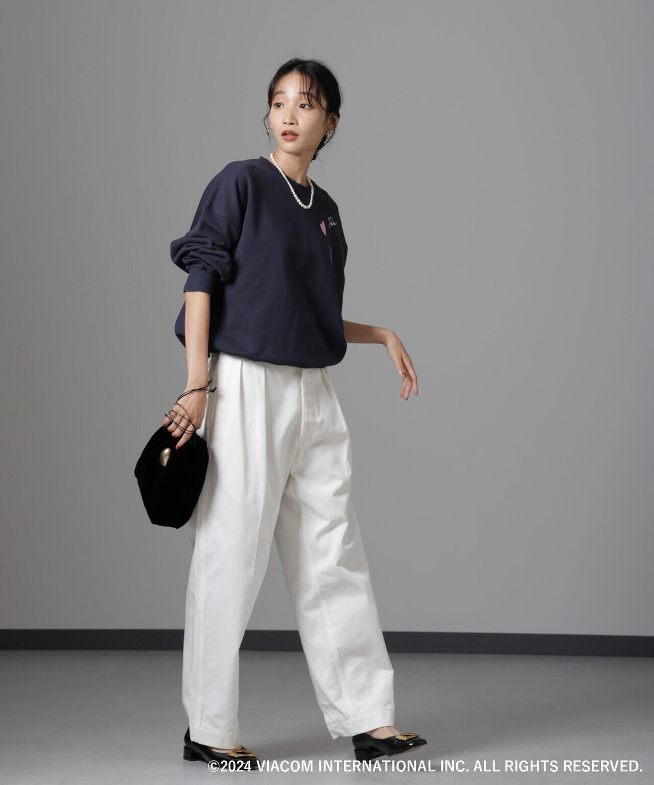 Emily in Paris×FUDGE 別注刺繍スウェット 6694223312