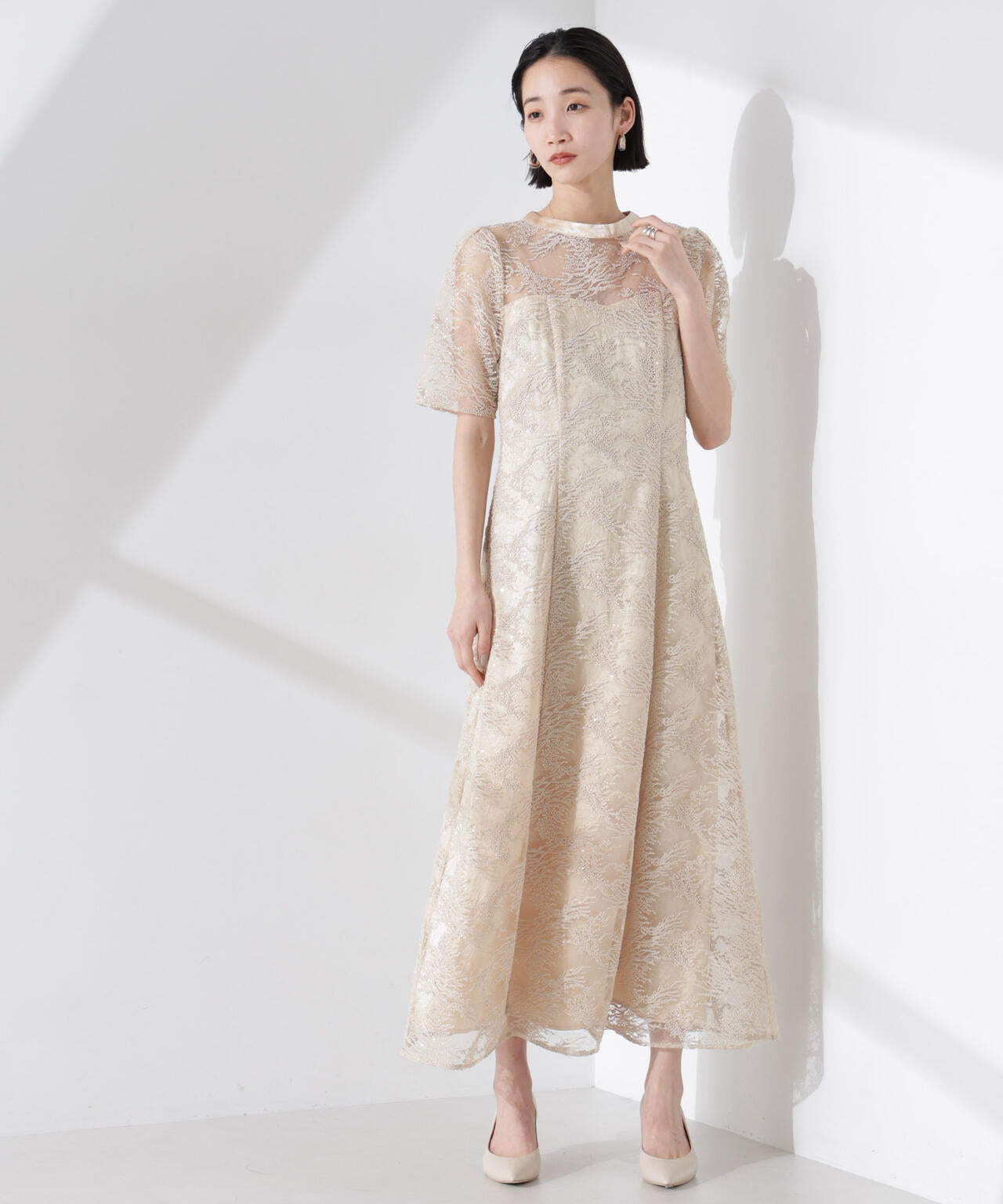 kaene/シャイニーエンブロイダリーレースドレス 6715119060