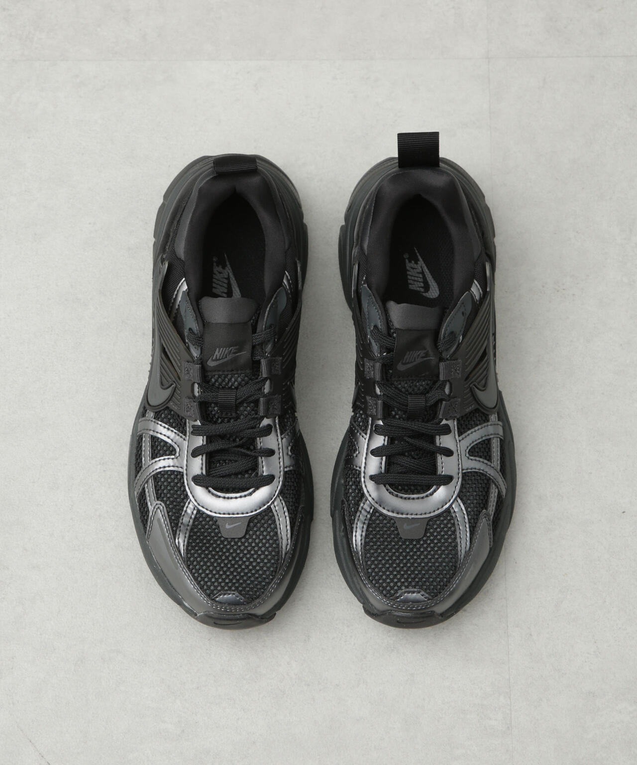 NIKE/ナイキ V2K ラン 6715134025