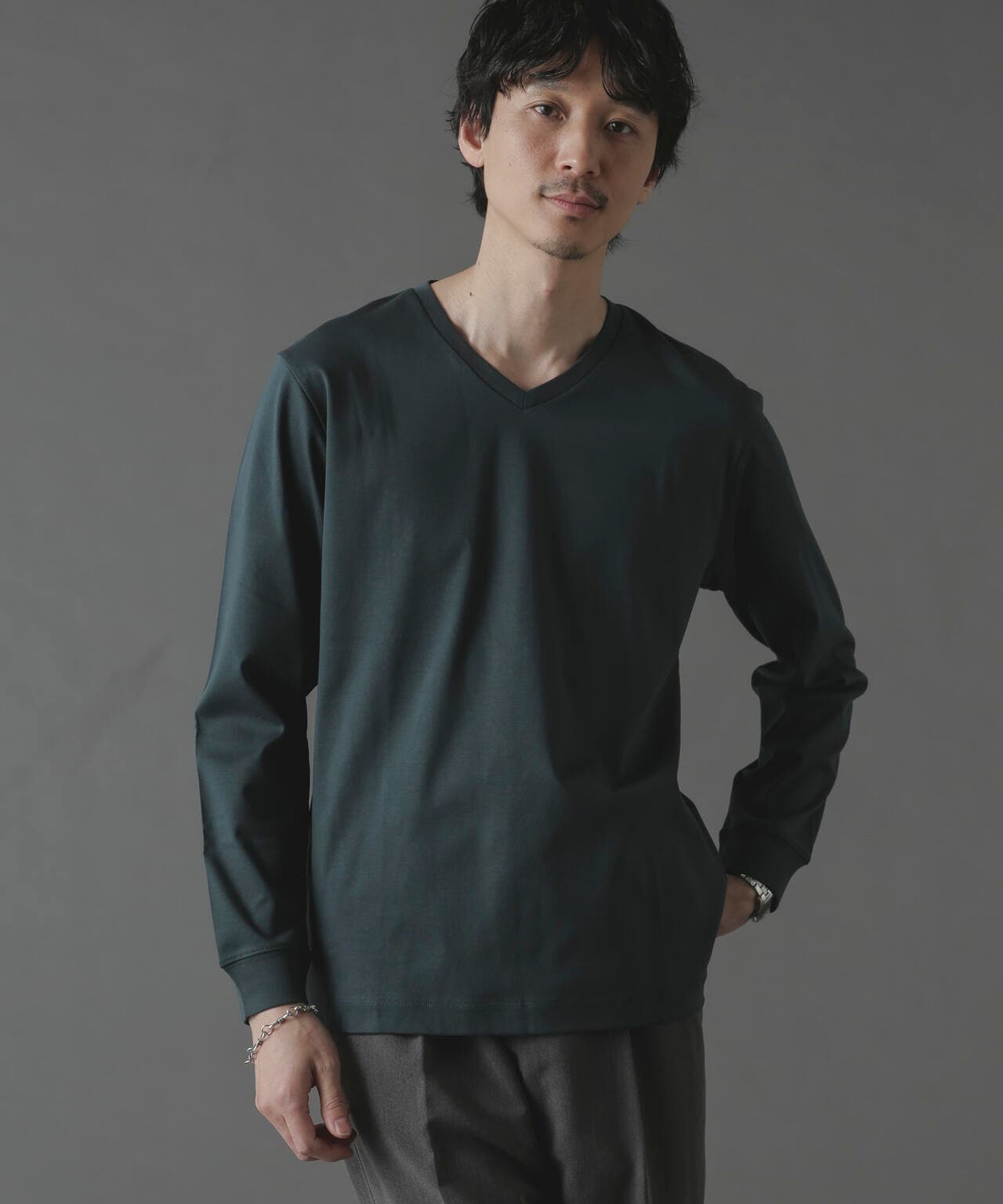 アンチスメルVネックTシャツ 長袖 6724123214