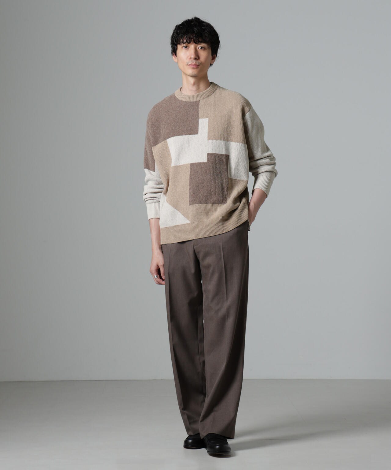 モールヤーンカラーブロッキングクルーネックニット 6684222249
