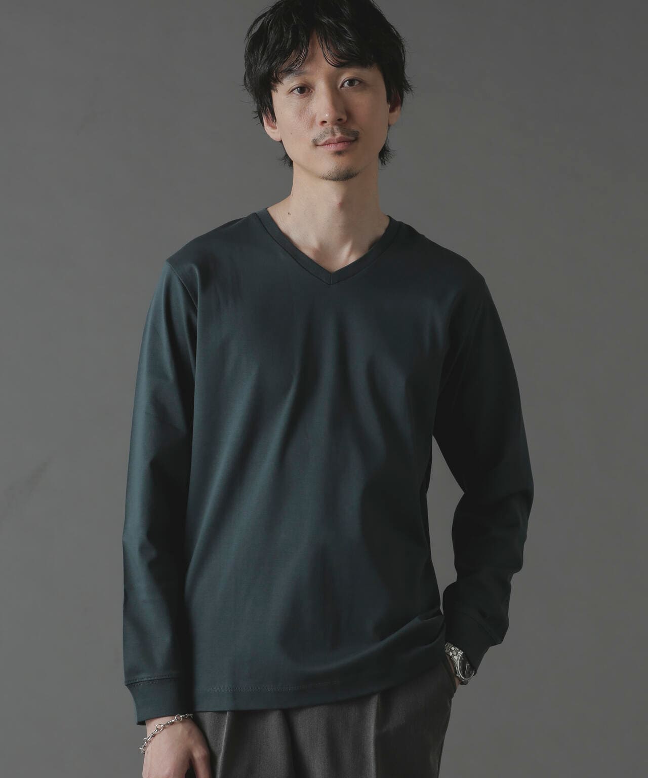 アンチスメルVネックTシャツ 長袖 6724123214