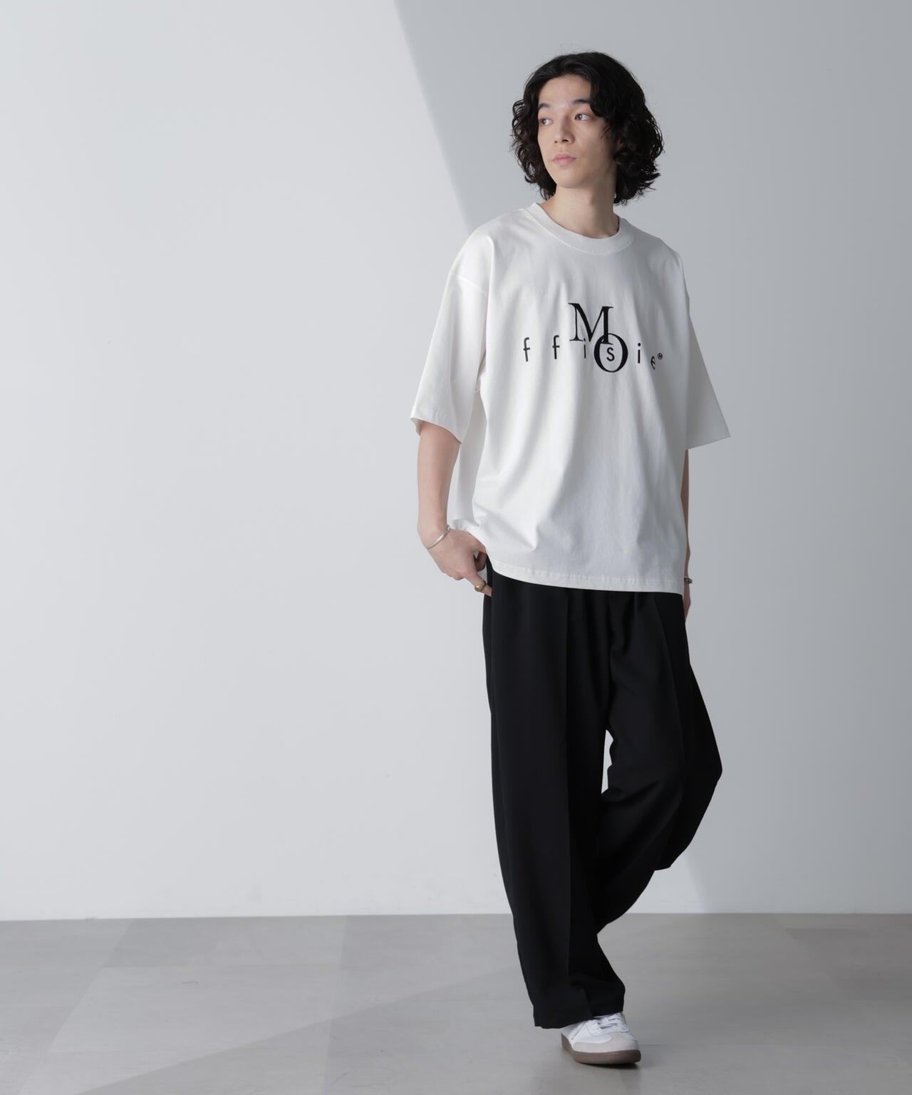「MOFFISIE」オリジナルプリント刺繍 Tシャツ 半袖 6724124235