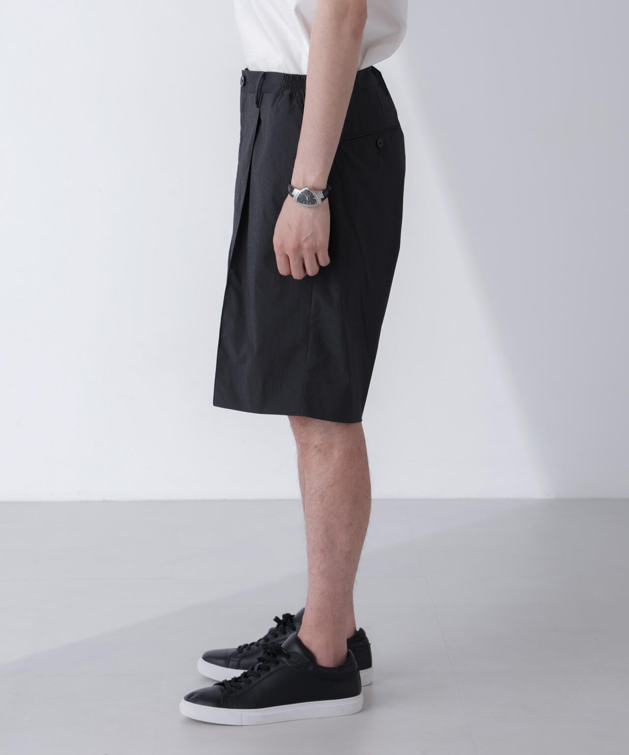 「N SHORTS」ショーツ ライトナイロンピンストライプ 6684128206