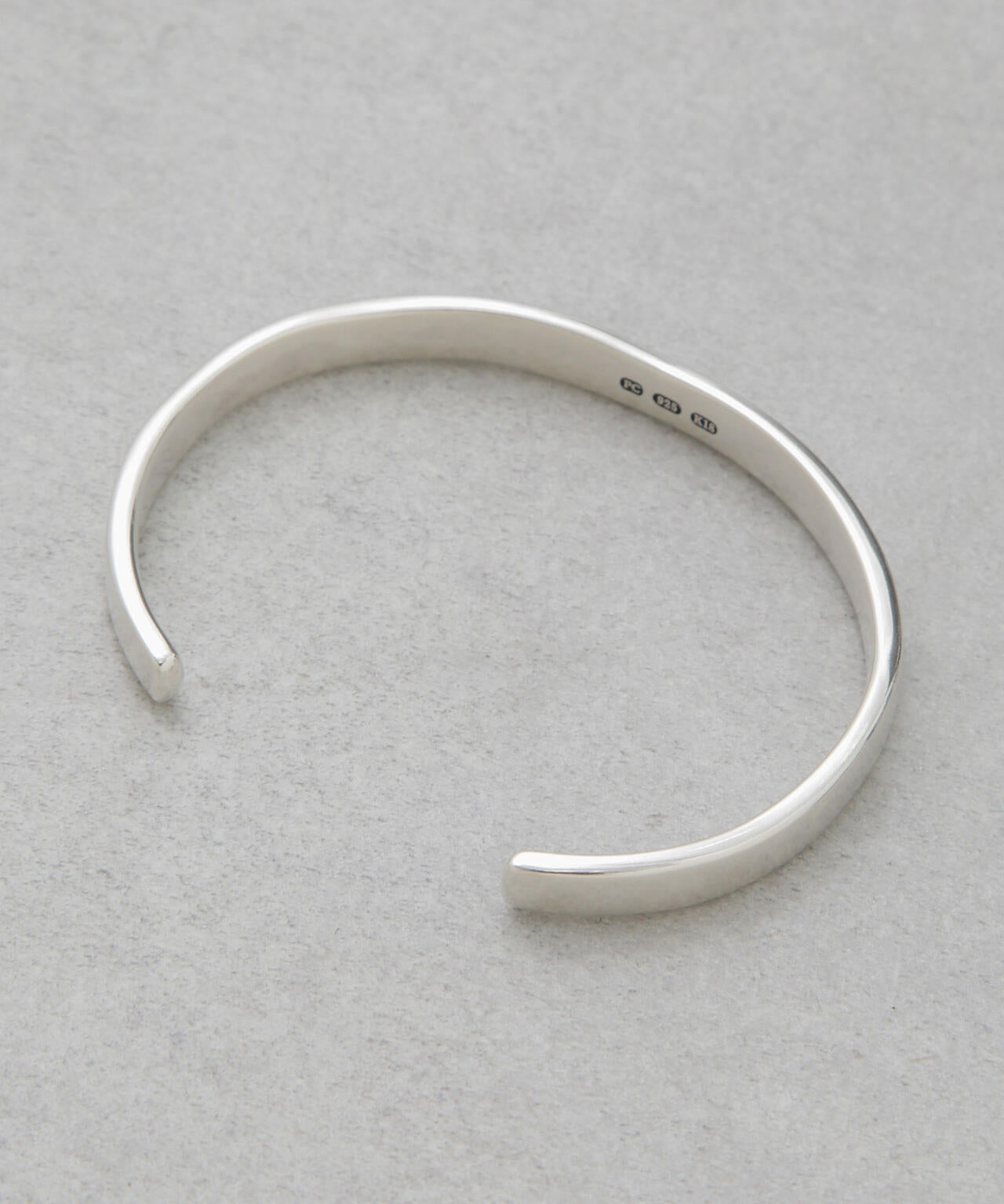 Porter Classic/NEEDLE BANGLE 6705148135