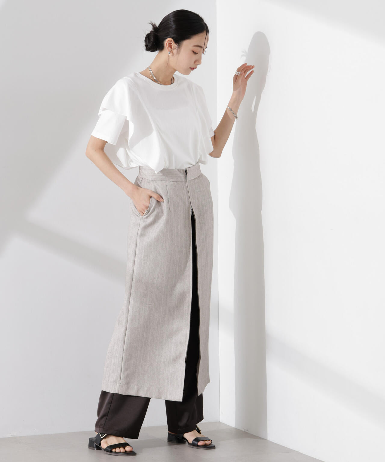 ラッフルデザインTシャツ 6735124309