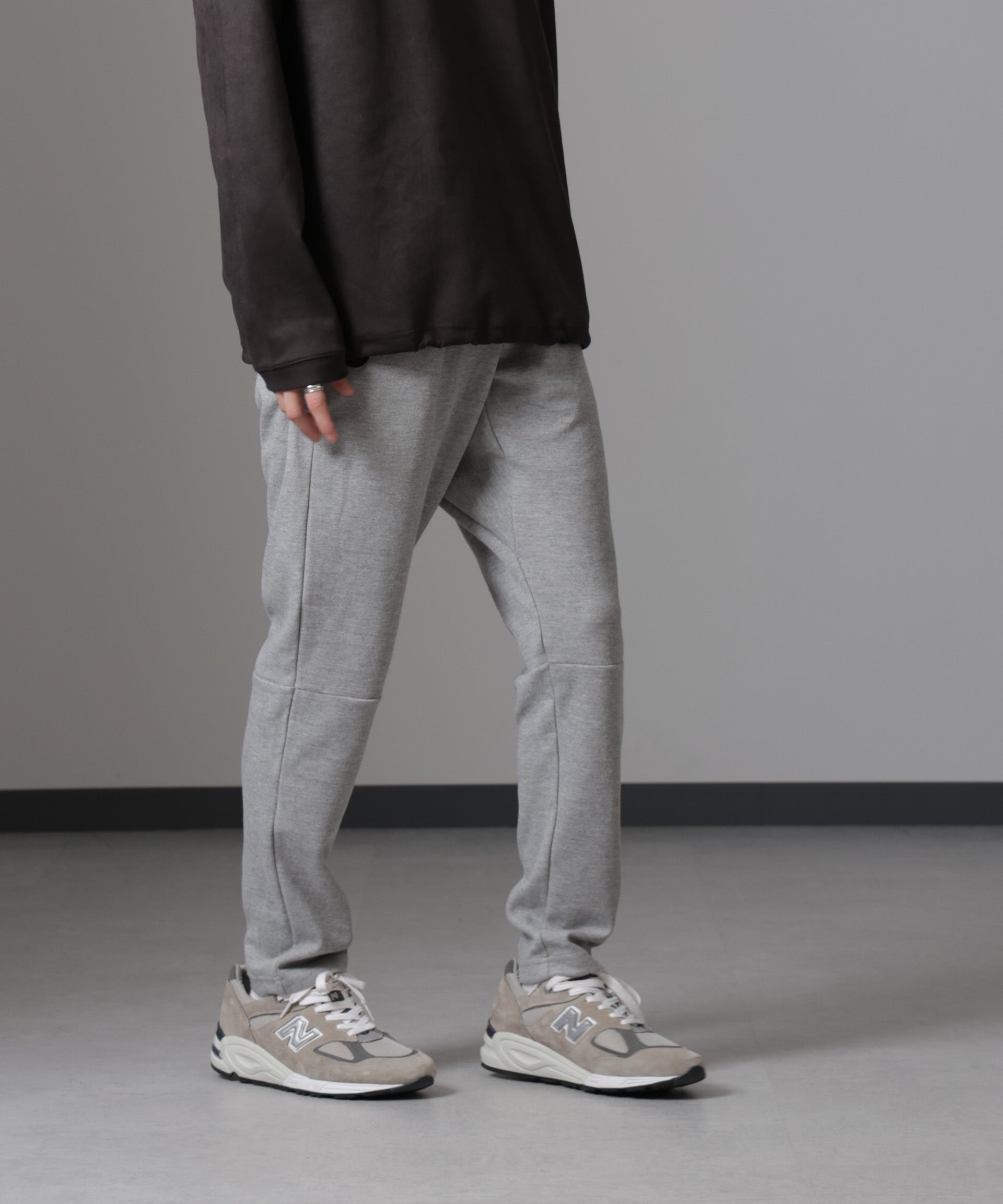 テックフリーステーパードパンツ 6724127213