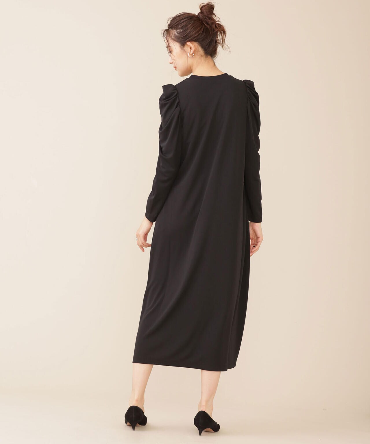 troisieme chaco/パワーショルダー ジャージーワンピース 長袖 6711219002