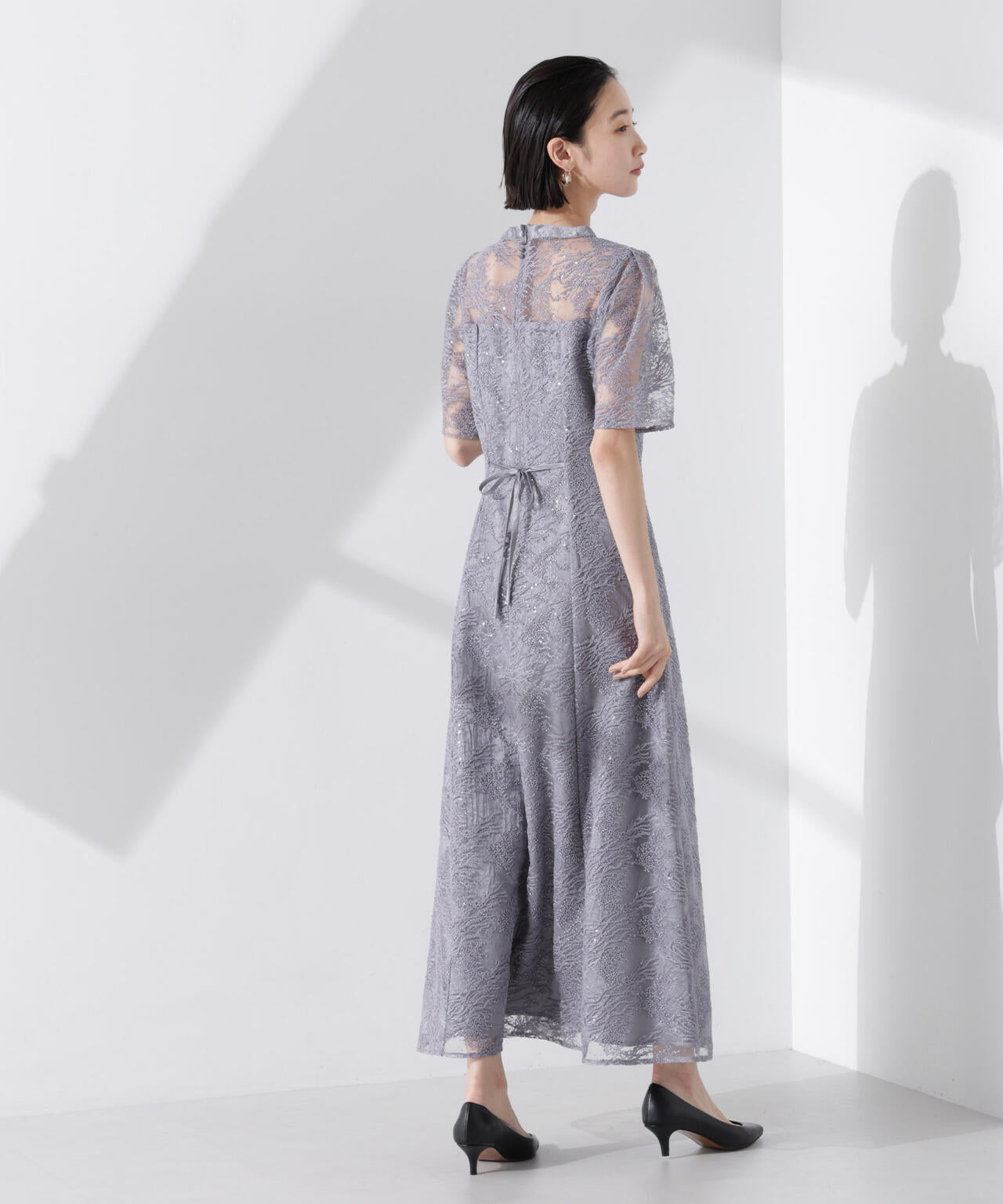 kaene/シャイニーエンブロイダリーレースドレス 6715119060