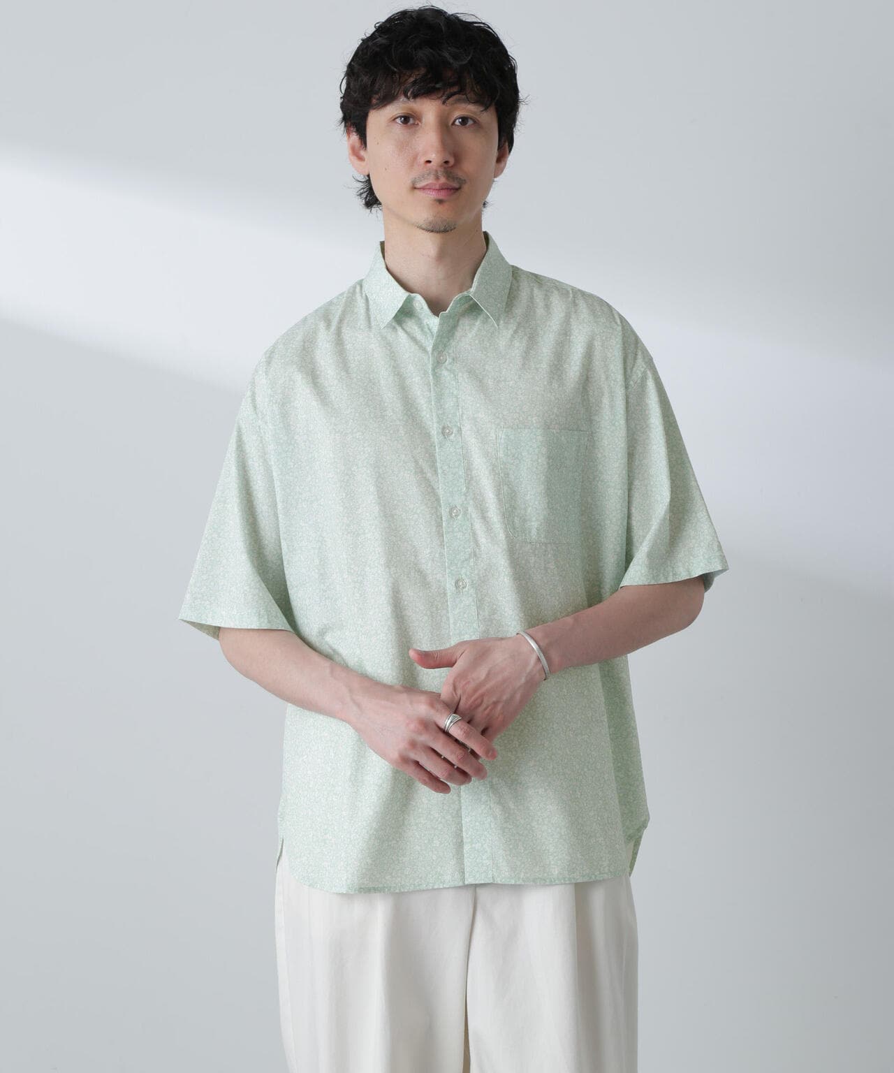 小花柄レギュラーシャツ 半袖 6724121230