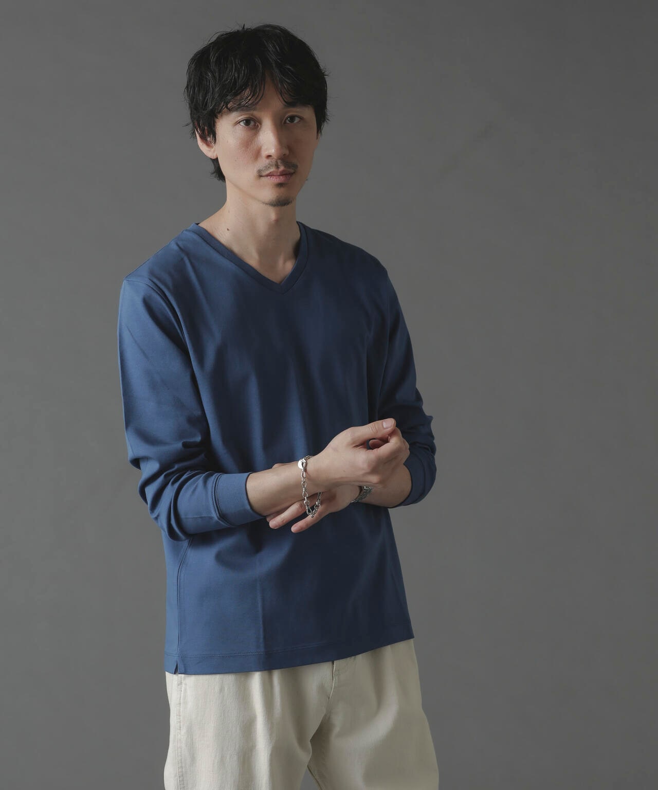 アンチスメルVネックTシャツ 長袖 6724123214