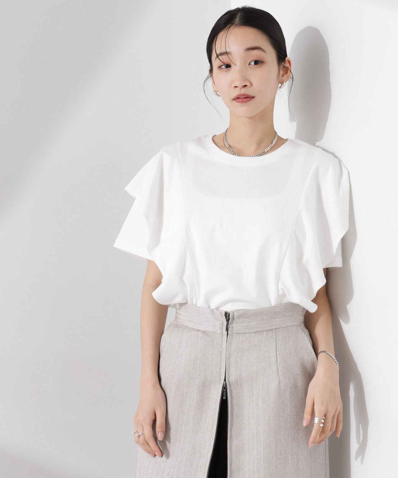 ラッフルデザインTシャツ 6735124309
