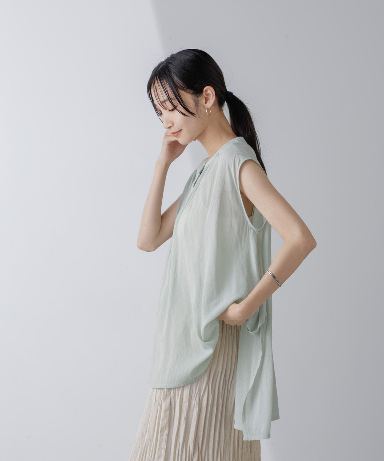 シアーノースリーブヘムブラウス 6734121317