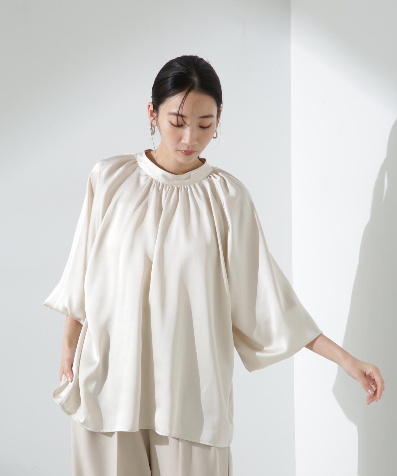 前後2WAYサテンドルマンギャザーブラウス(セットアップ可) 6735120308