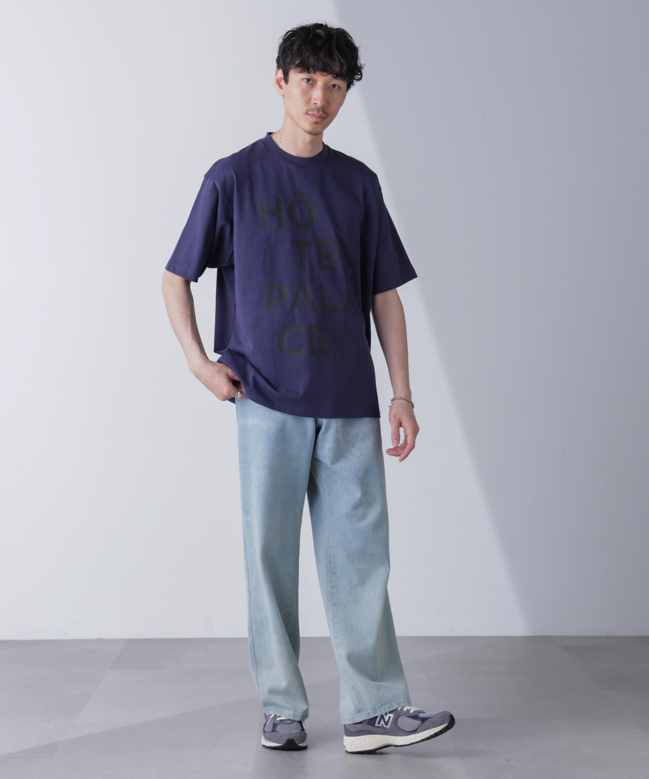 「HOTEL PALACE(オテルパレス)」COVEROSS(R) グラフィックTシャツ 6684224207