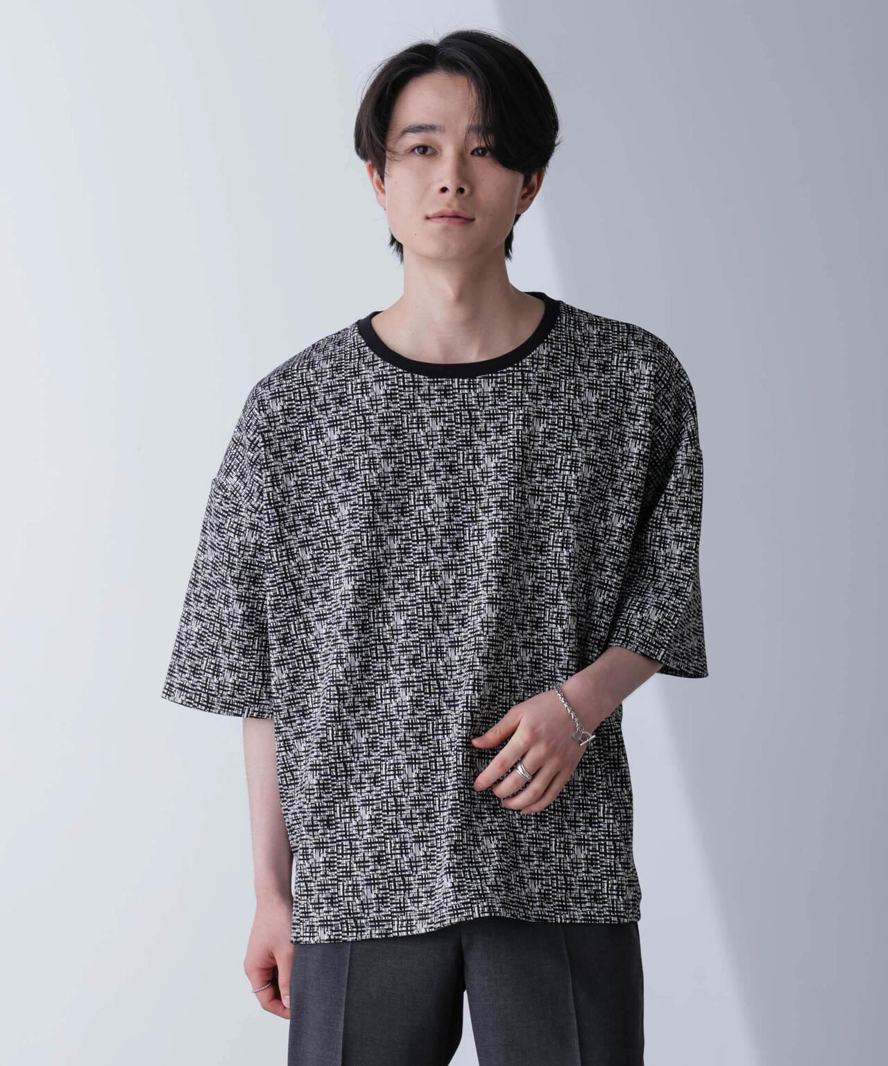 WEB限定/パターンジャガードTシャツ 半袖 6724224205