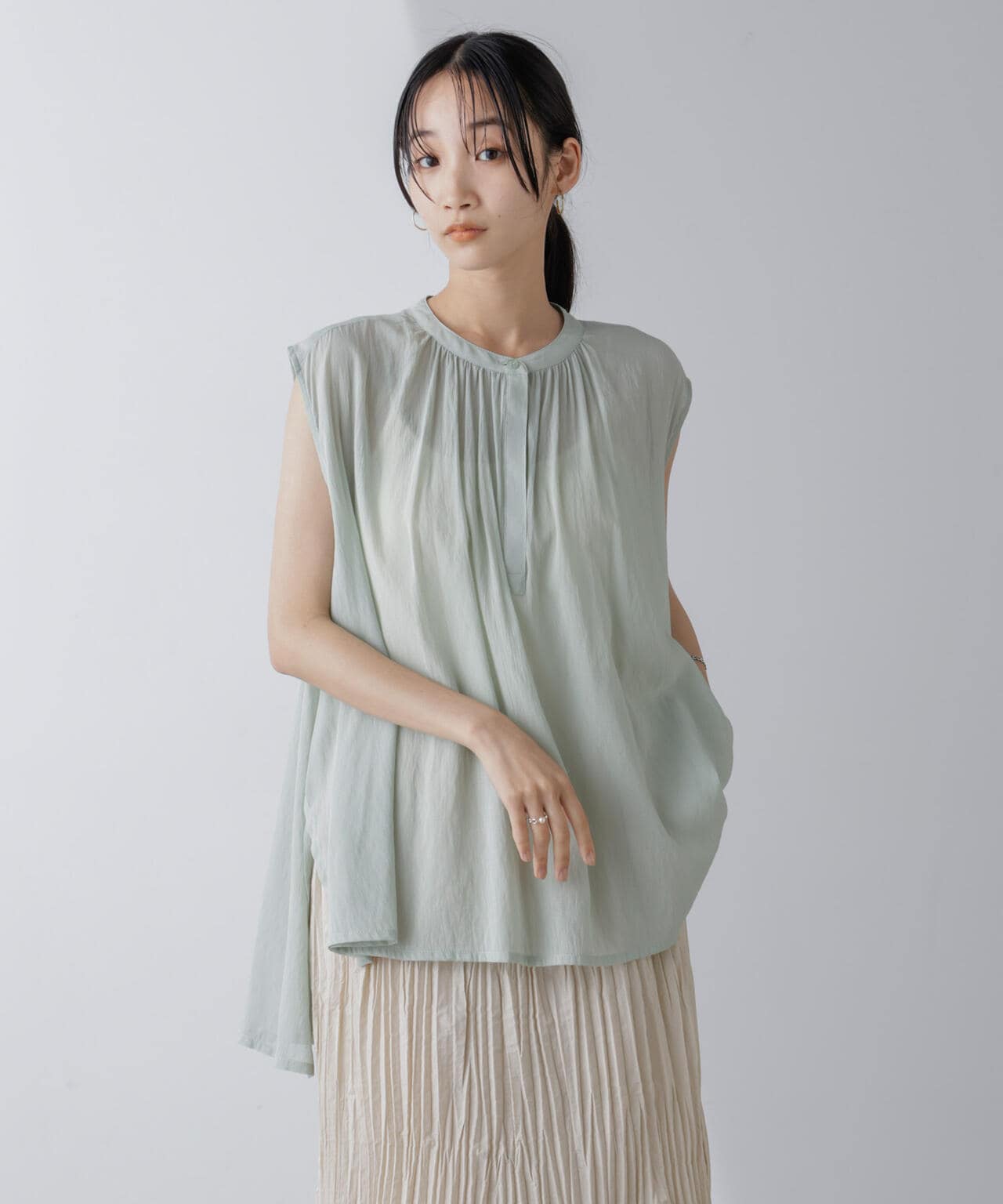 シアーノースリーブヘムブラウス 6734121317
