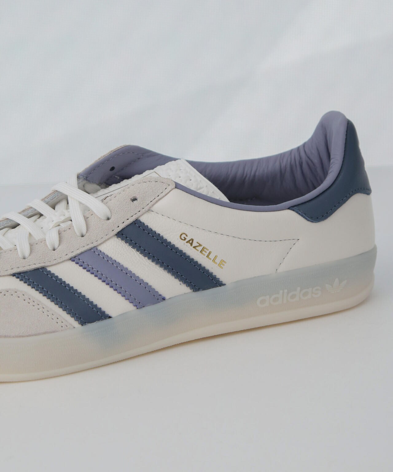 adidas/GAZELLE INDOOR 6704134048