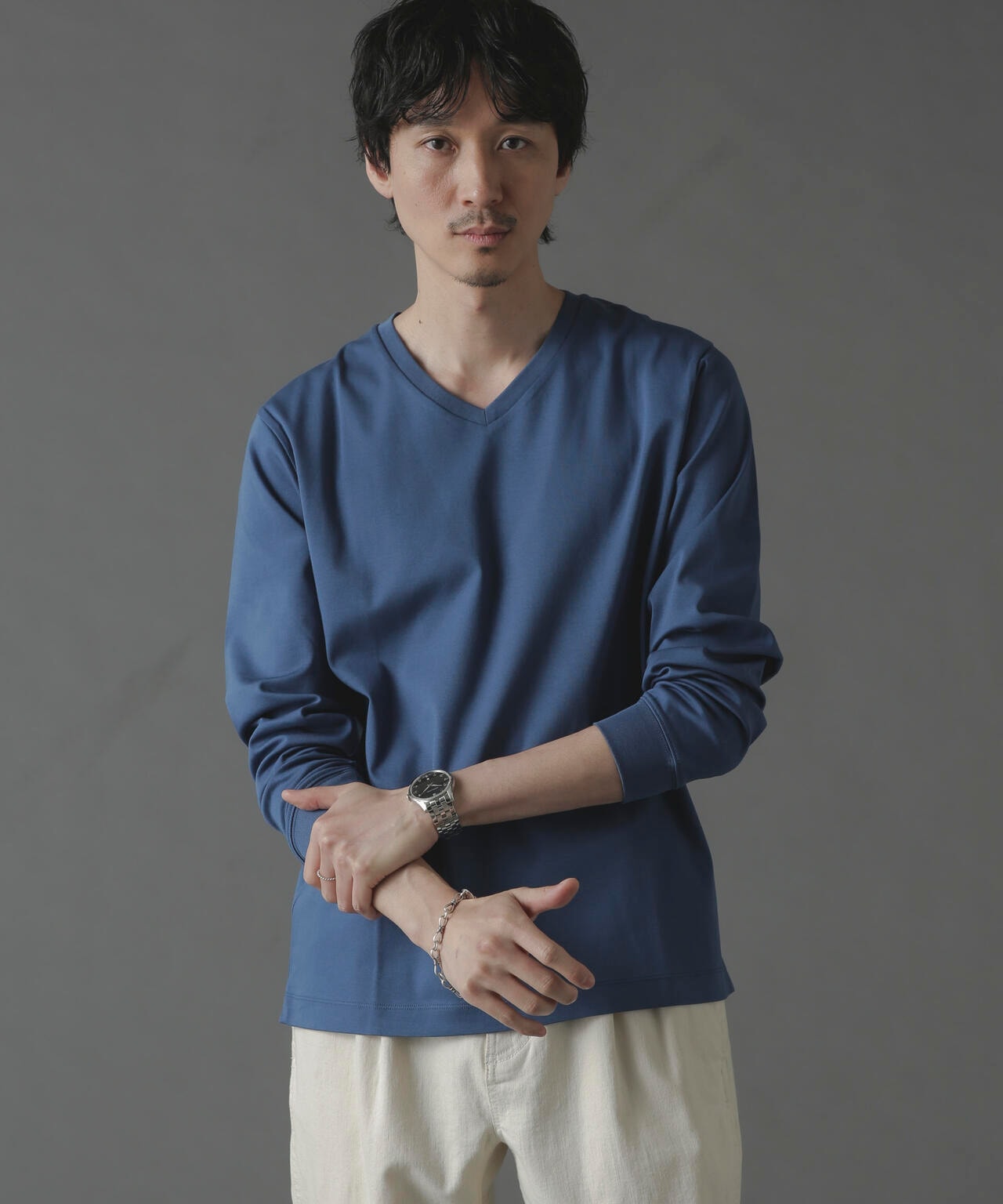 アンチスメルVネックTシャツ 長袖 6724123214
