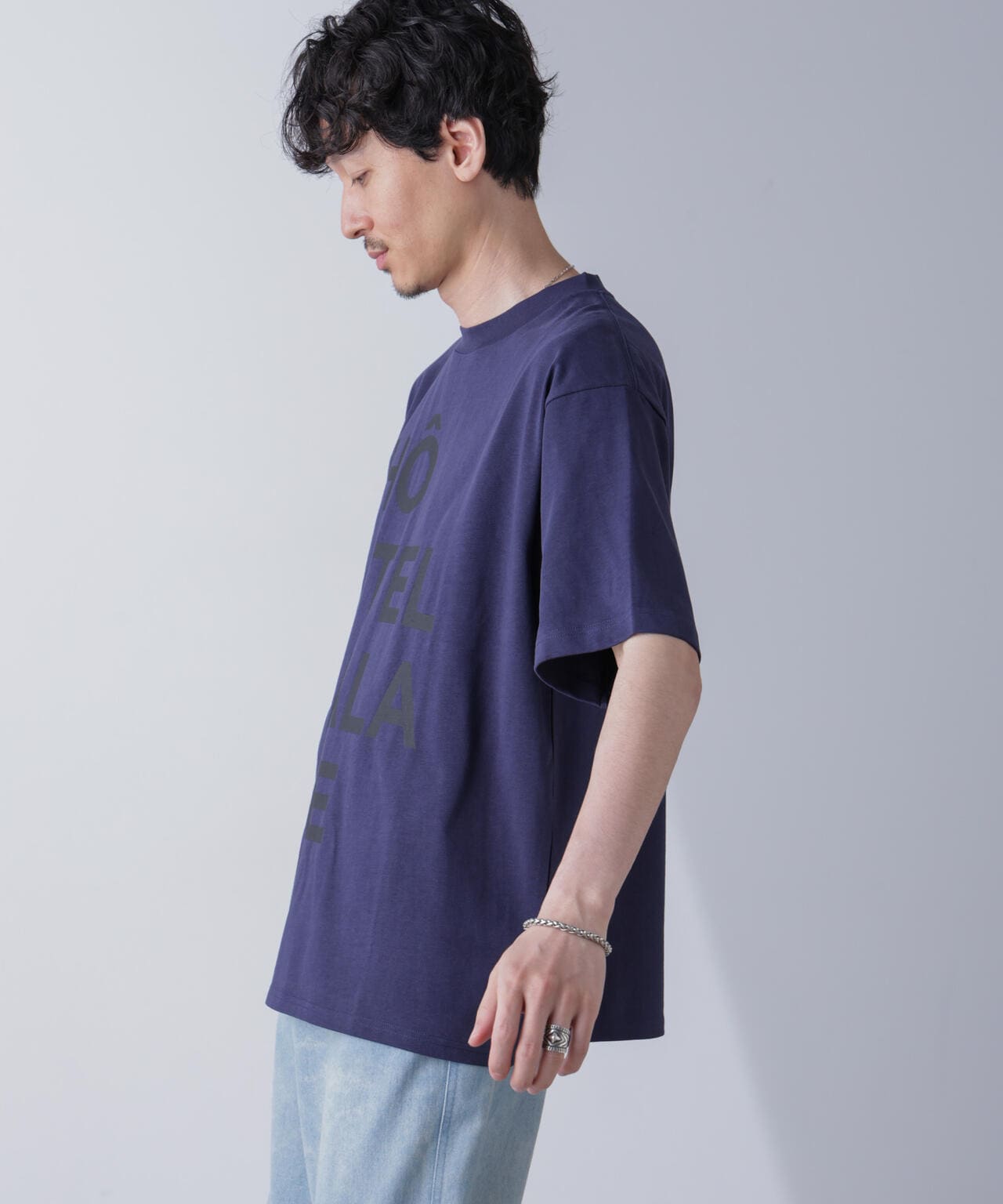 「HOTEL PALACE(オテルパレス)」COVEROSS(R) グラフィックTシャツ 6684224207