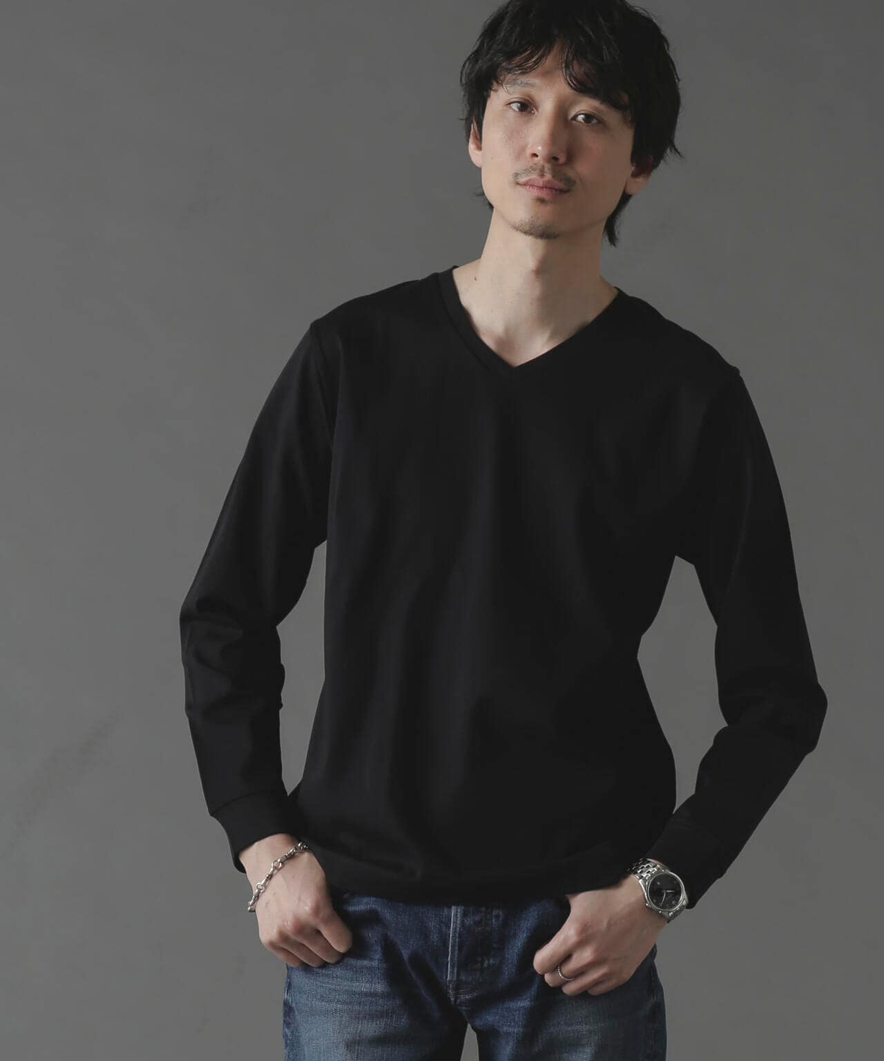 アンチスメルVネックTシャツ 長袖 6724123214