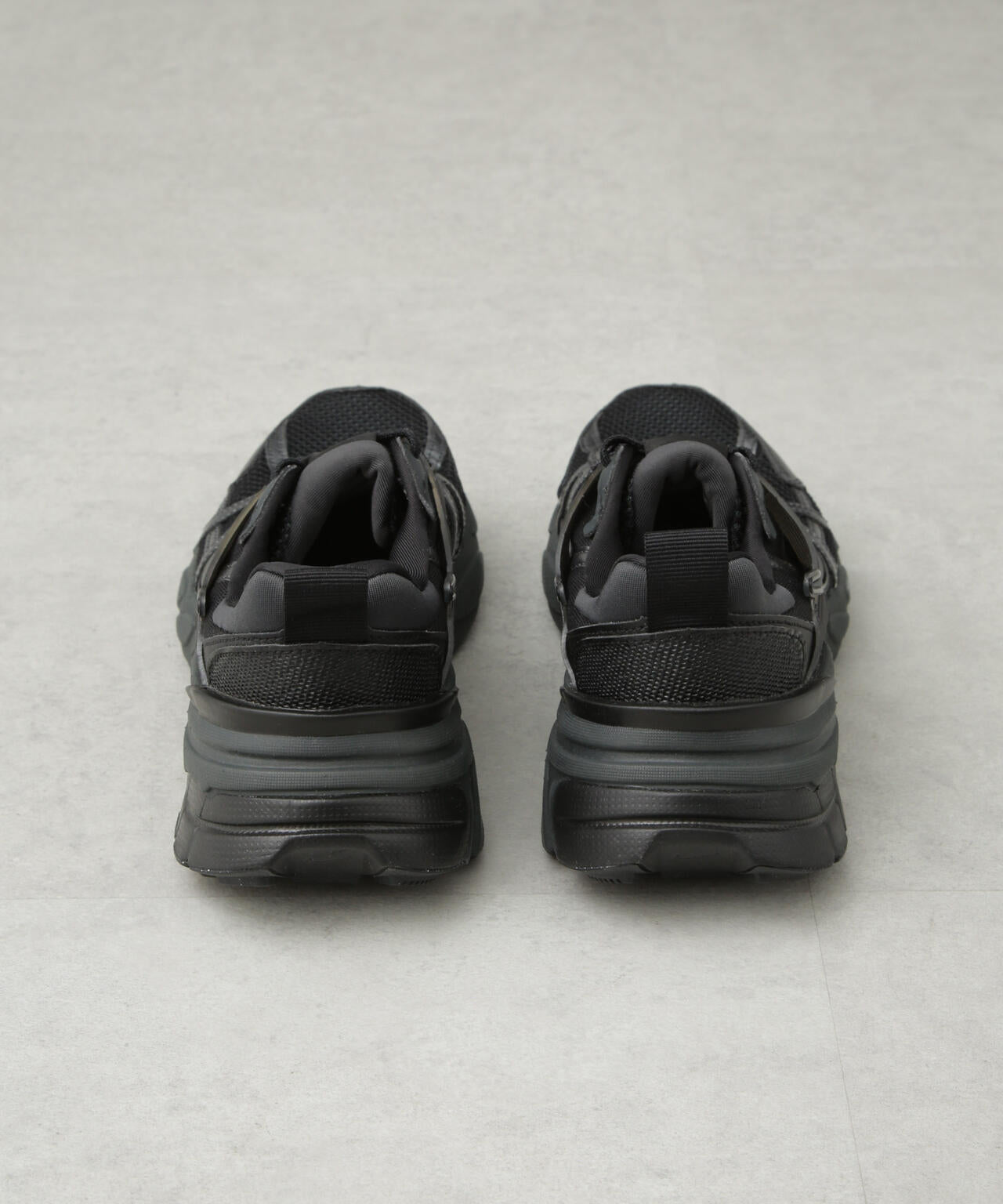 NIKE/ナイキ V2K ラン 6715134025