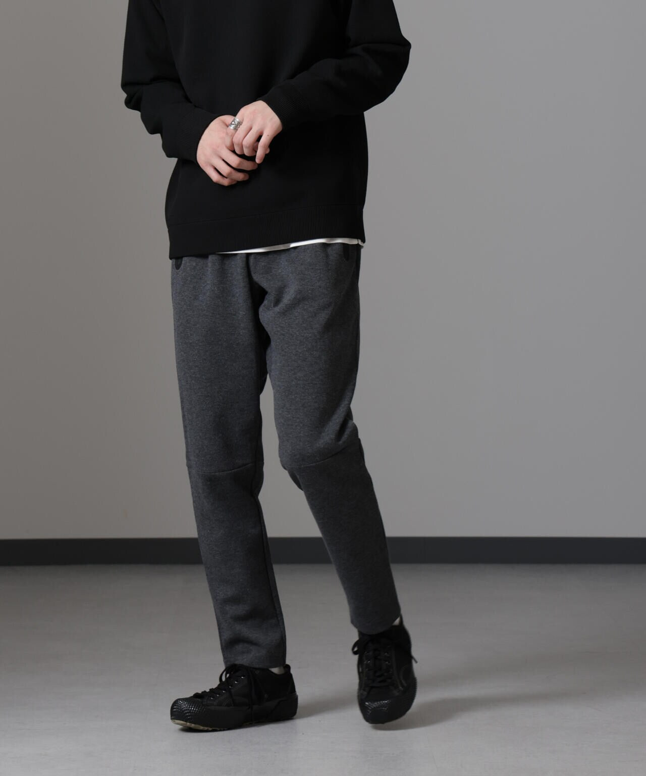 テックフリーステーパードパンツ 6724127213