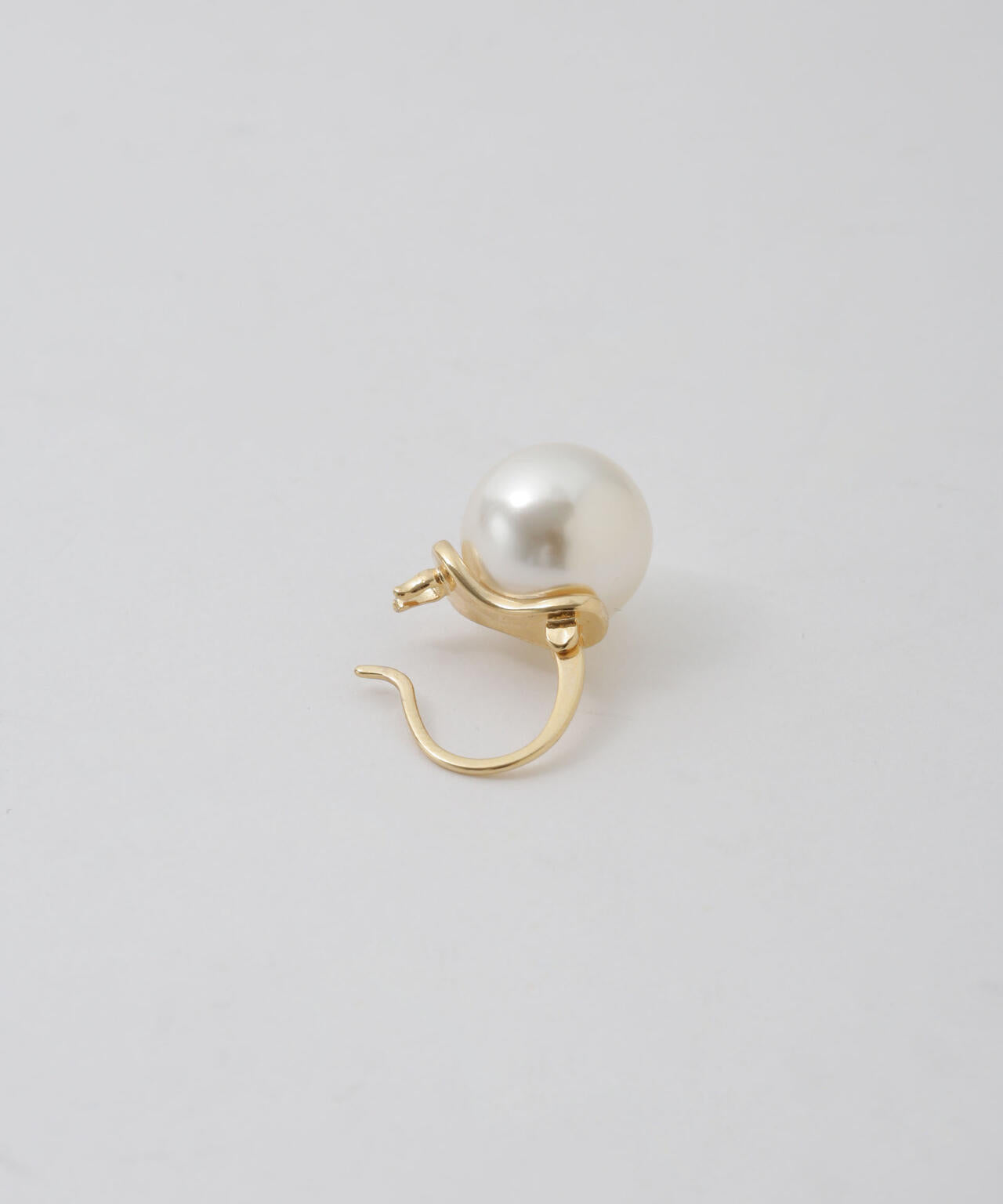 ドロップパールピアス 6695145302