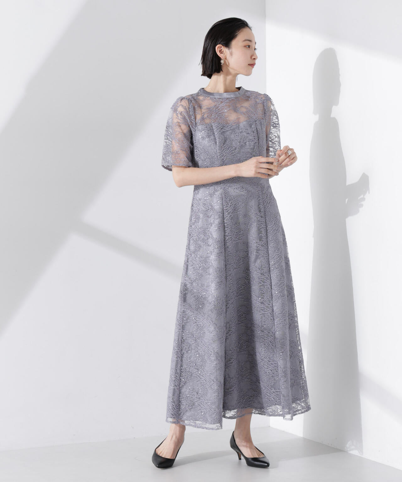 kaene/シャイニーエンブロイダリーレースドレス 6715119060
