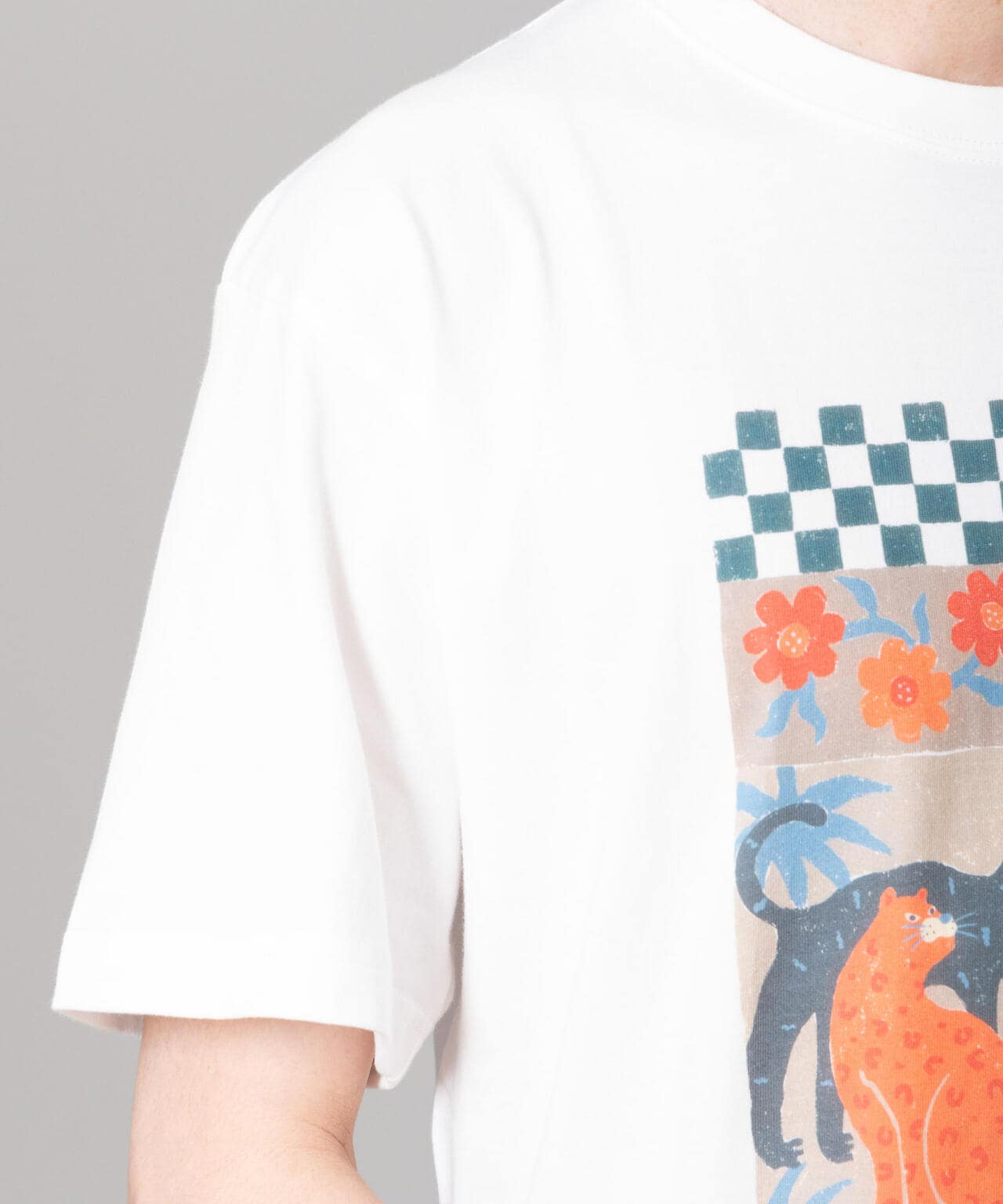 「Toyameg」modern academic TILE Tシャツ 6684224221