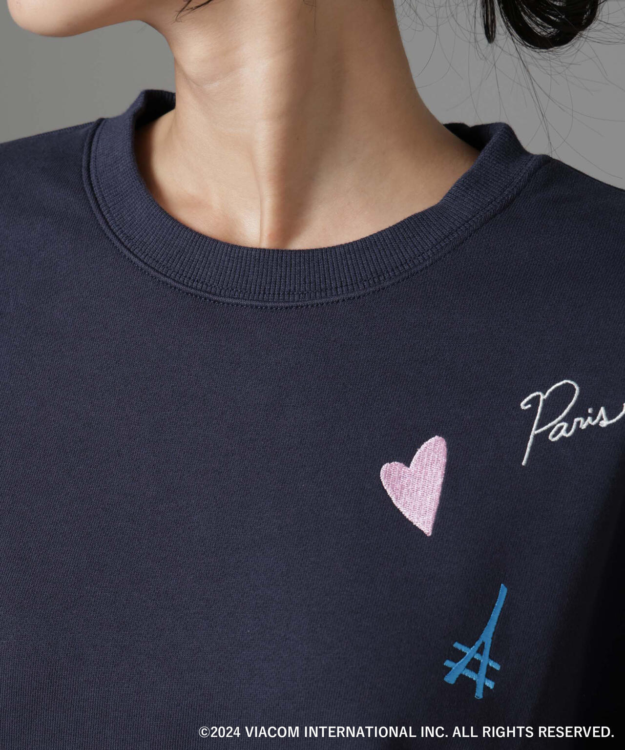 Emily in Paris×FUDGE 別注刺繍スウェット 6694223312