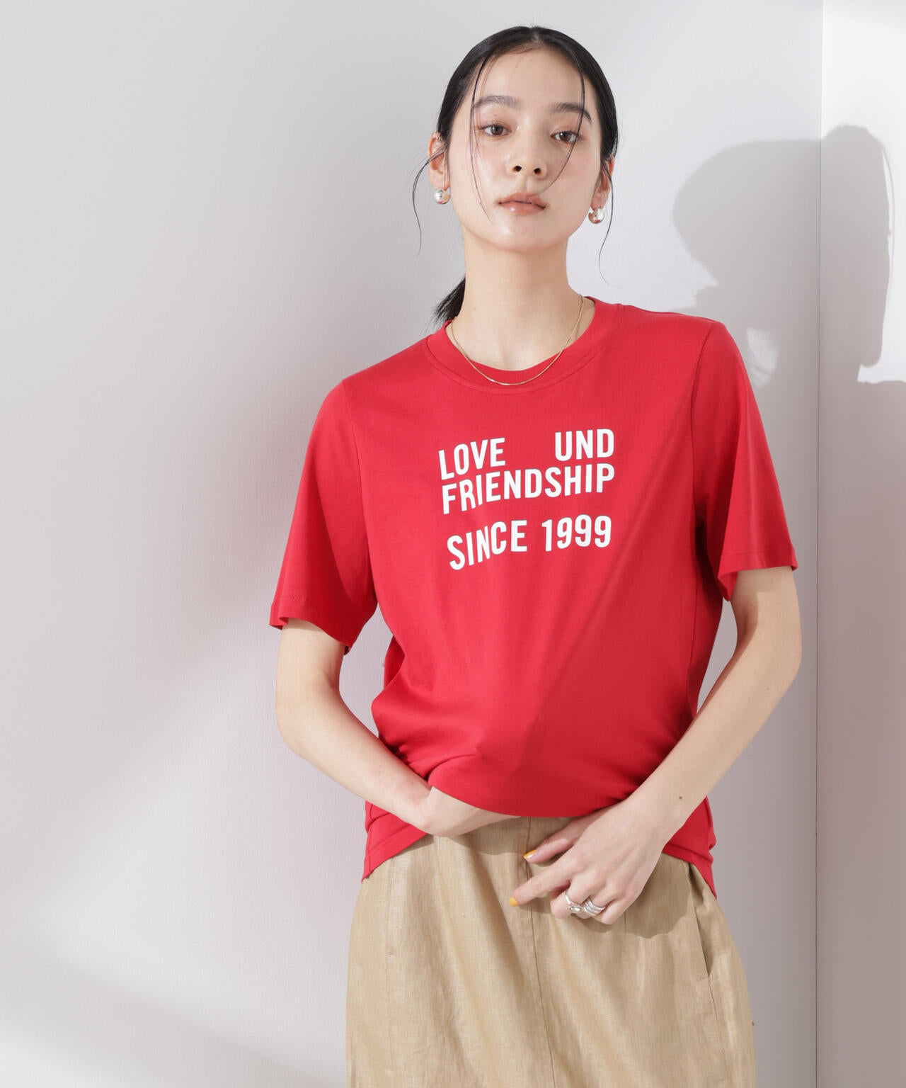 BAUM UND PFERDGARTEN/Organic Cotton jersey Tシャツ 6715124019