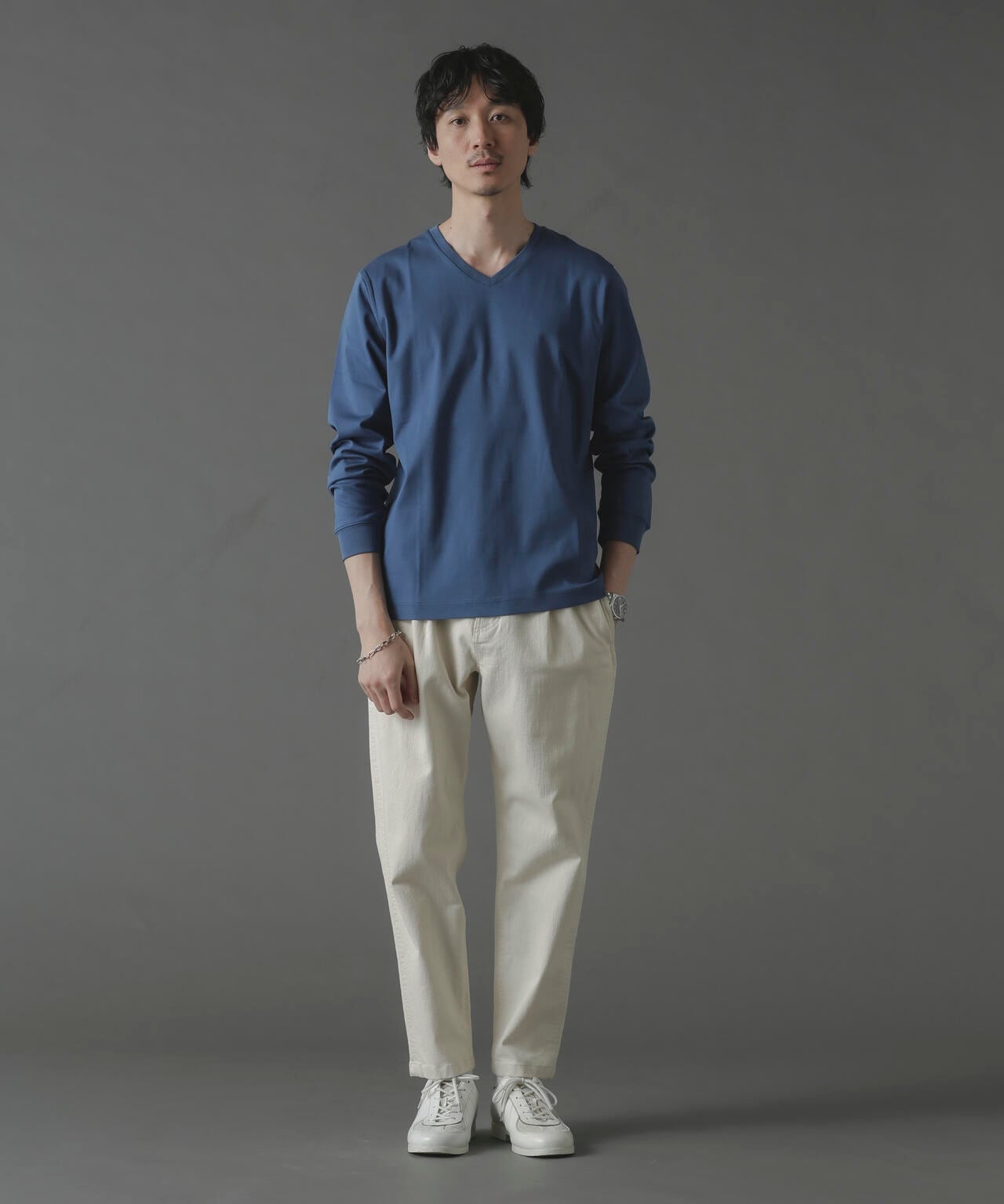 アンチスメルVネックTシャツ 長袖 6724123214