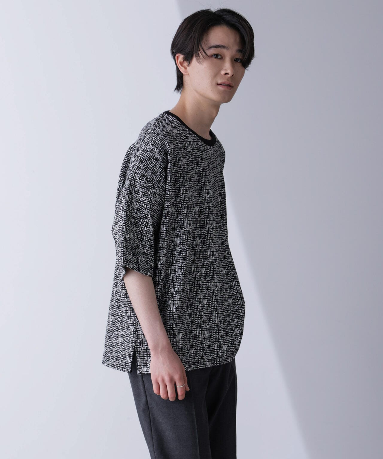 WEB限定/パターンジャガードTシャツ 半袖 6724224205