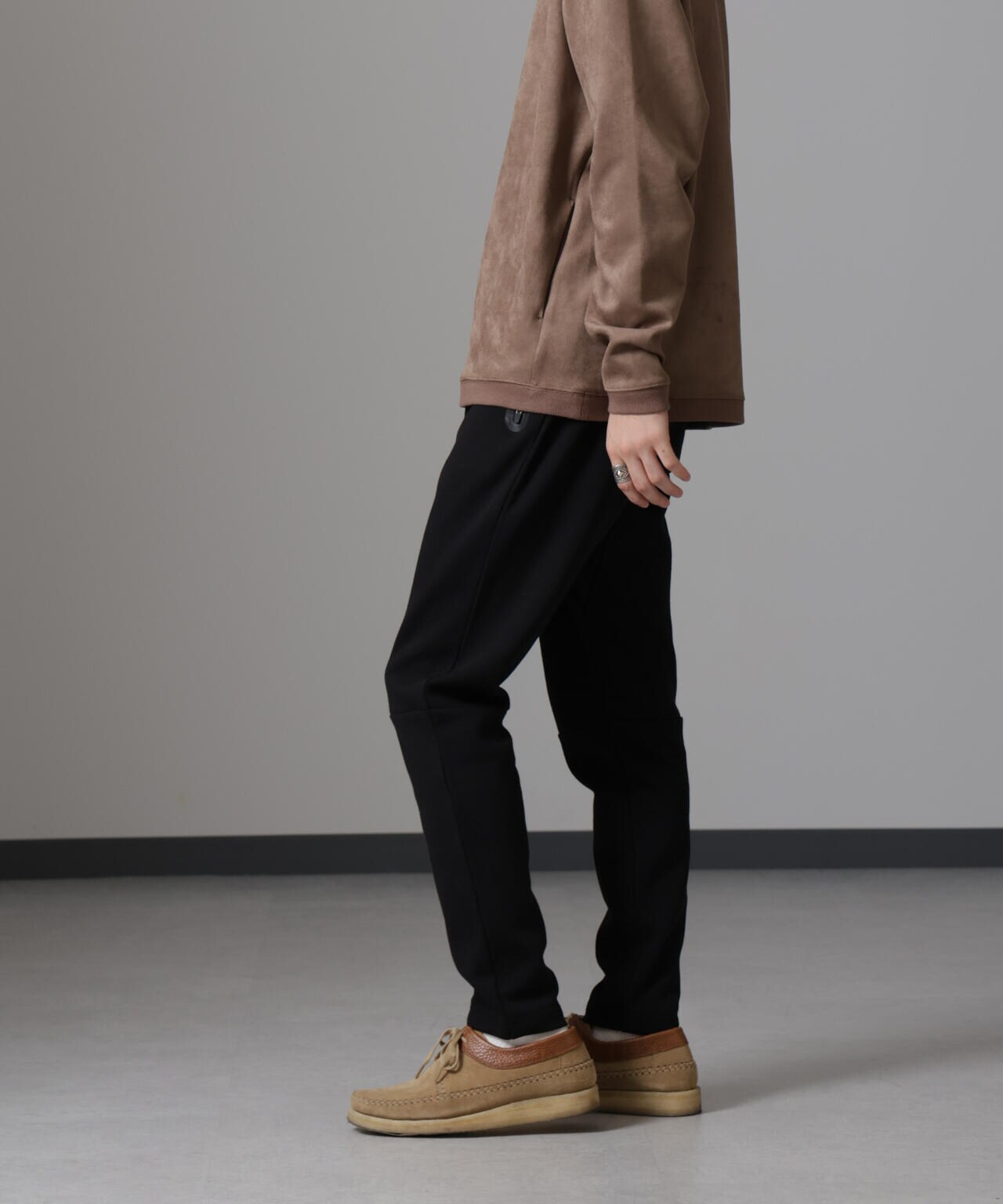 テックフリーステーパードパンツ 6724127213