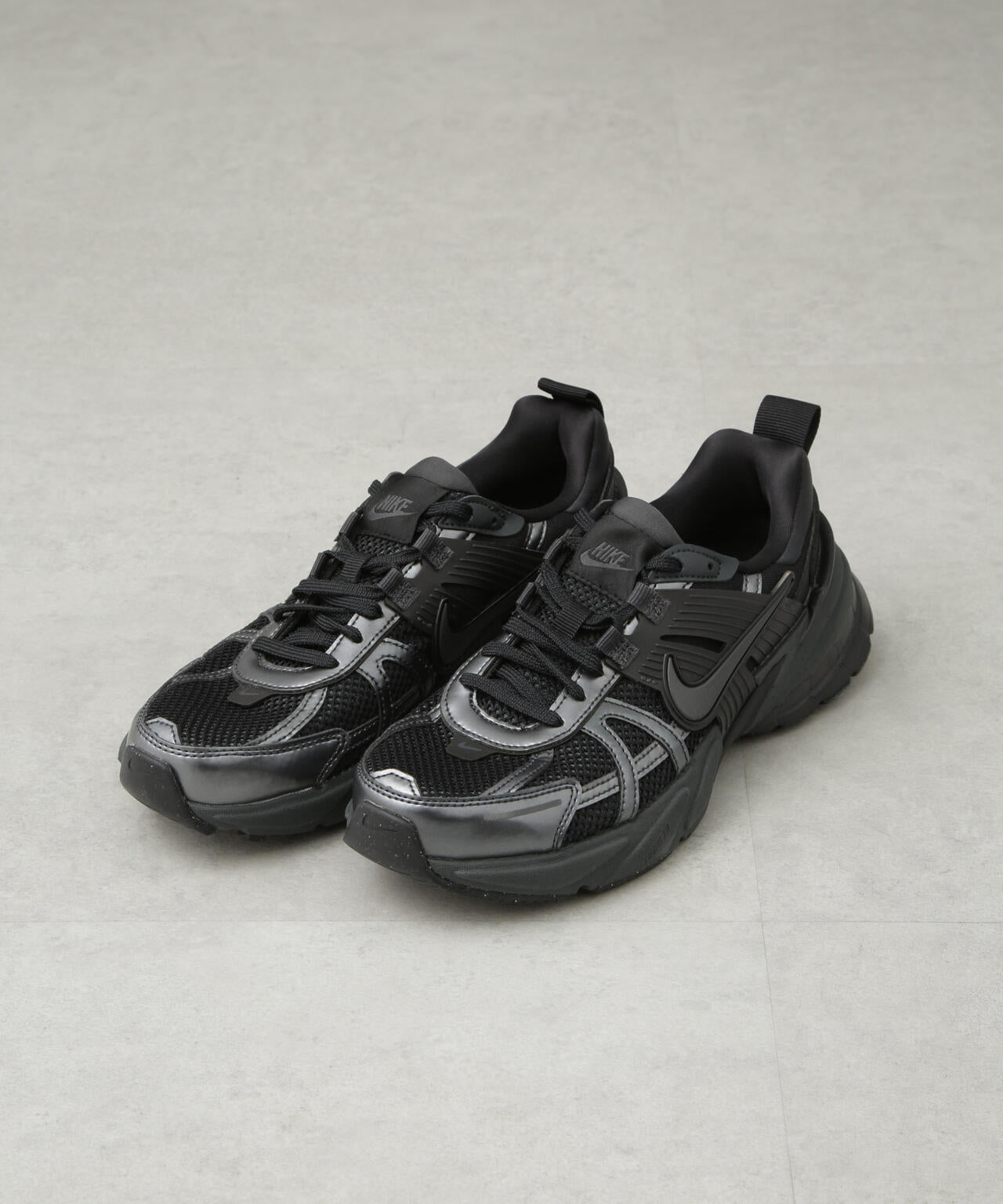 NIKE/ナイキ V2K ラン 6715134025