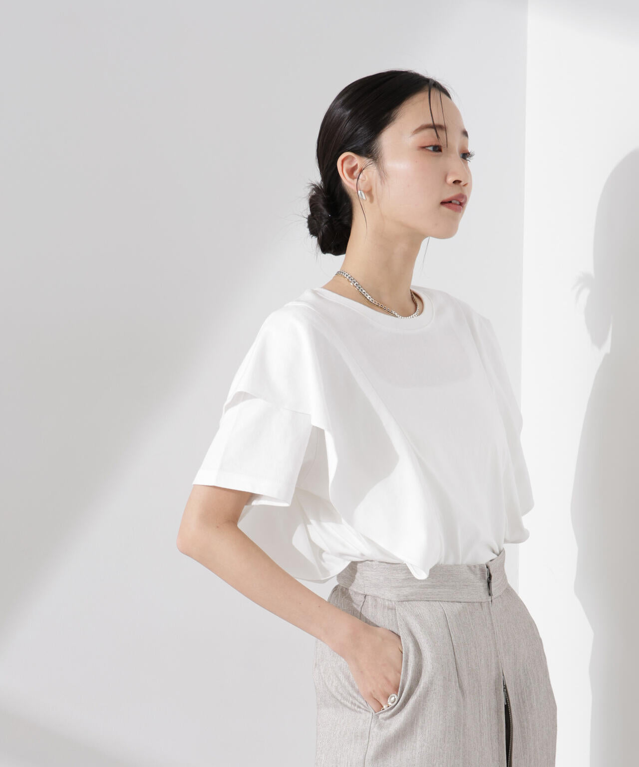 ラッフルデザインTシャツ 6735124309