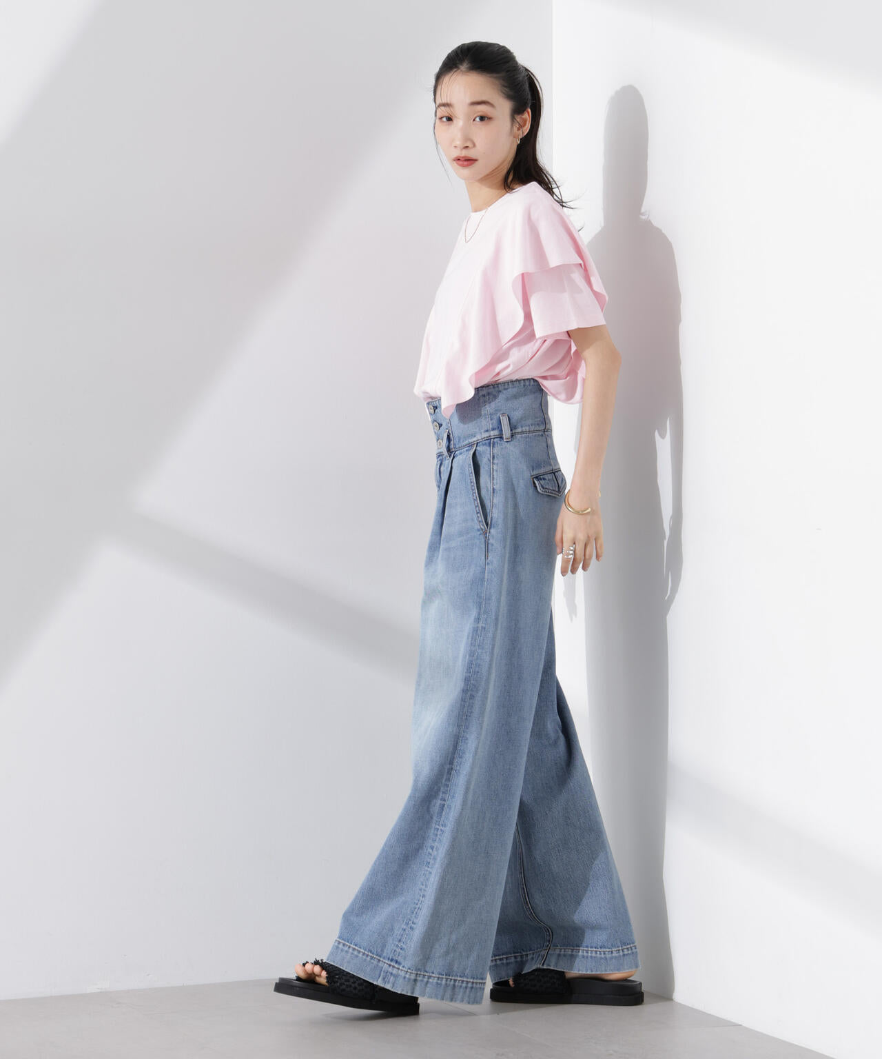 ラッフルデザインTシャツ 6735124309