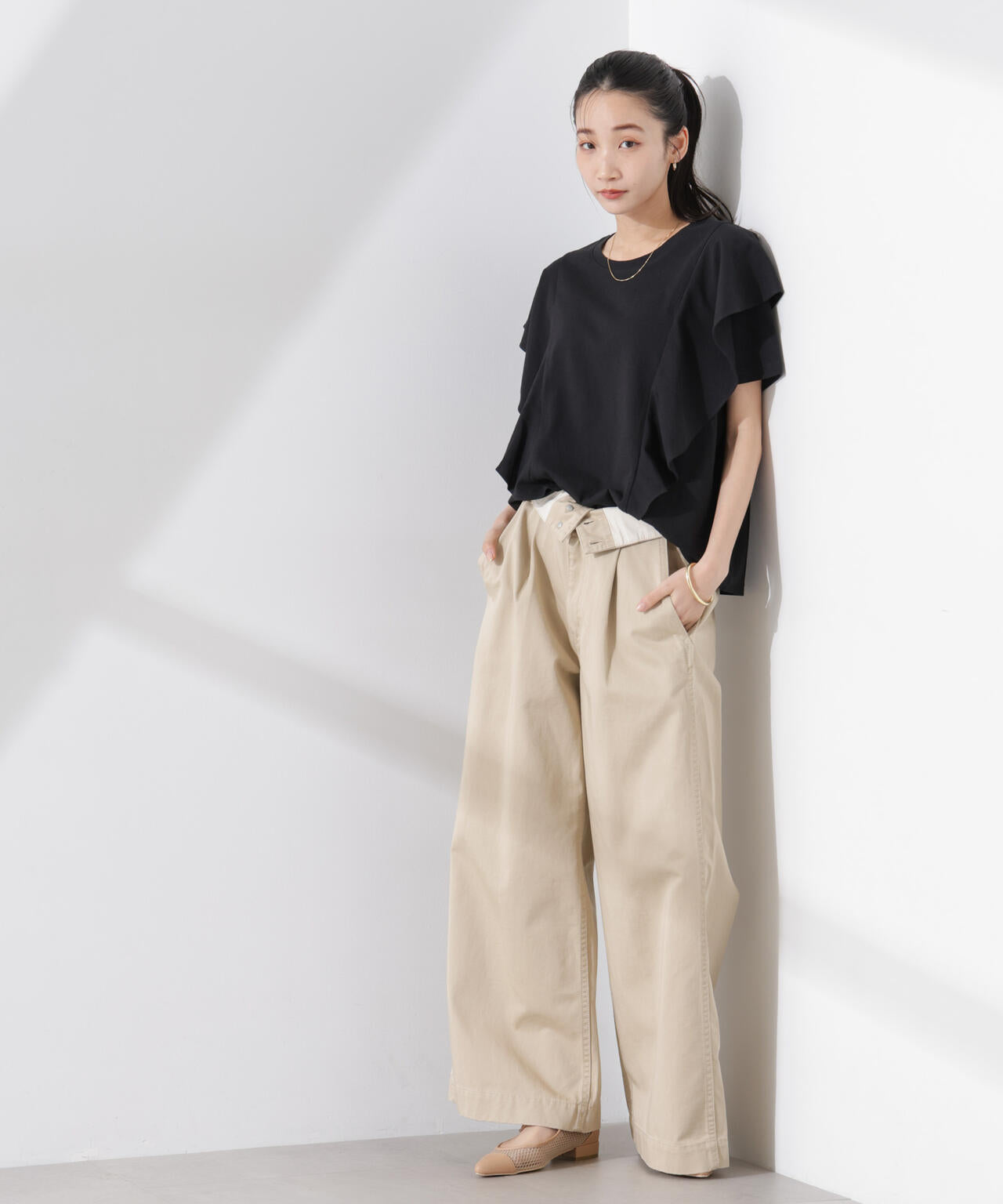 ラッフルデザインTシャツ 6735124309
