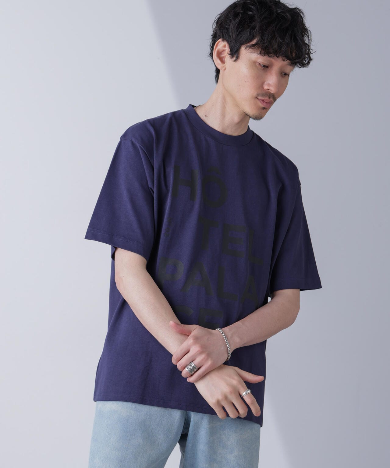 「HOTEL PALACE(オテルパレス)」COVEROSS(R) グラフィックTシャツ 6684224207
